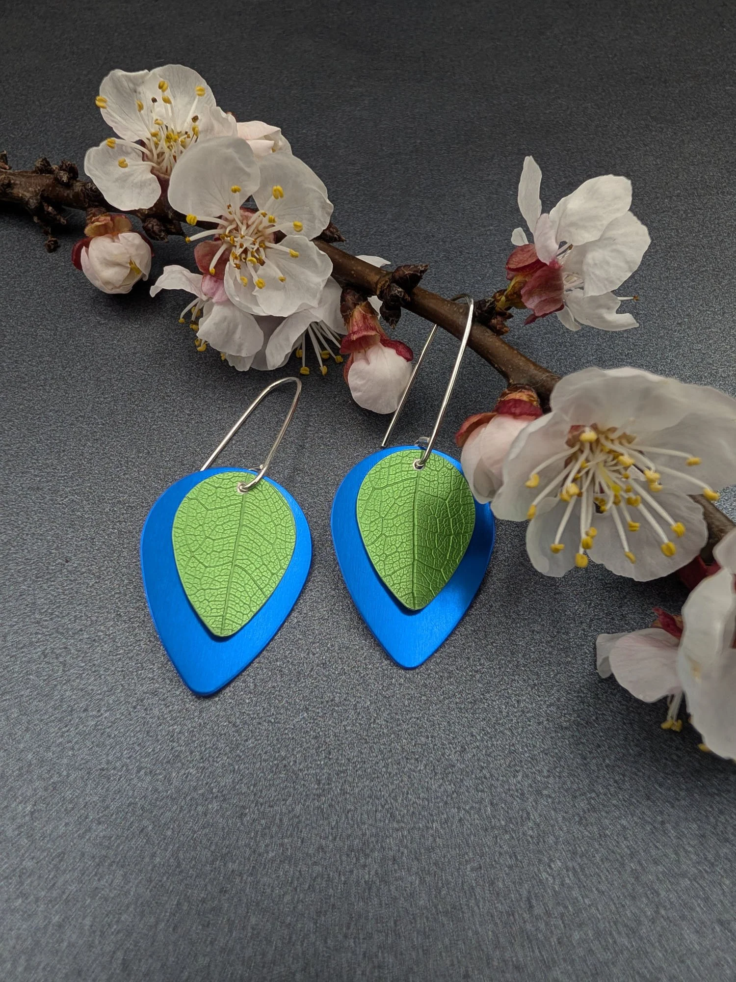 bright-leaf-textured-earrings (4).jpg