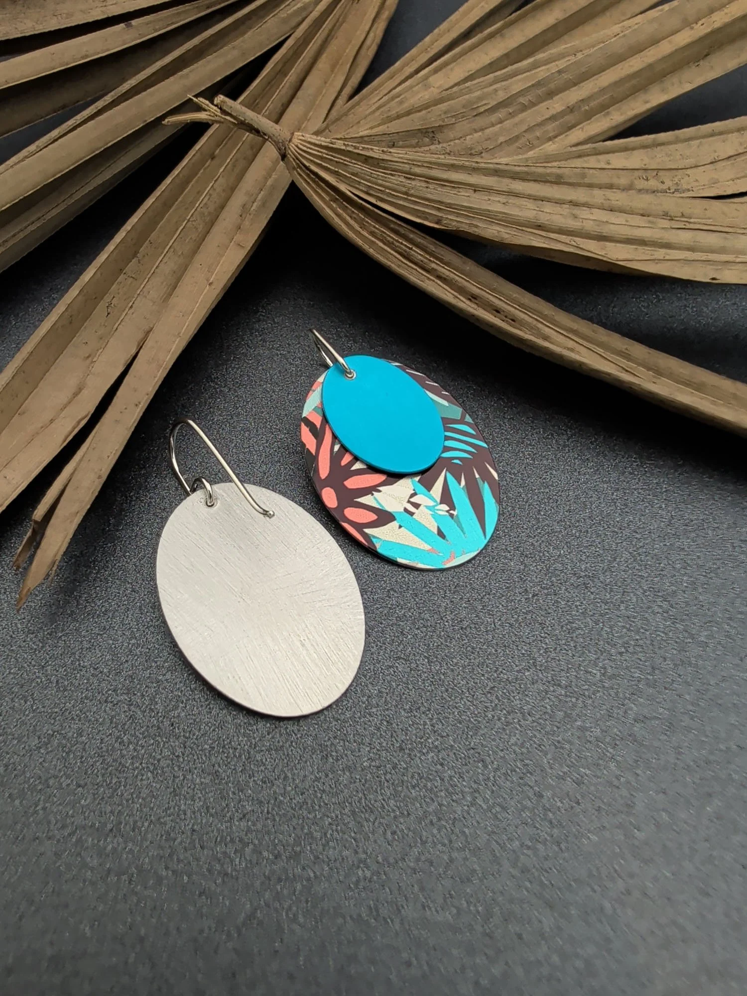 aqua-palmleave-earrings (9).jpg