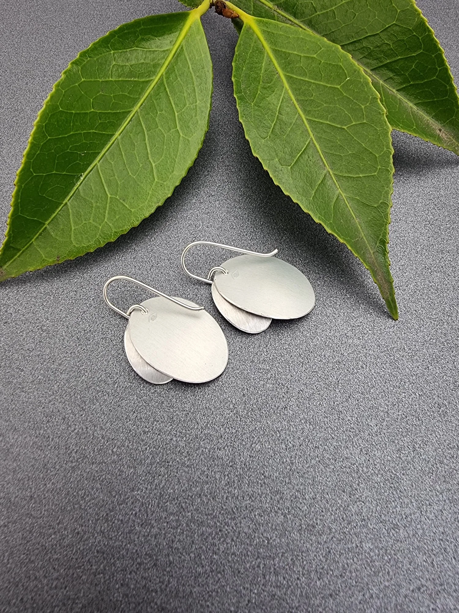 foral-anodised-earrings (4).jpg