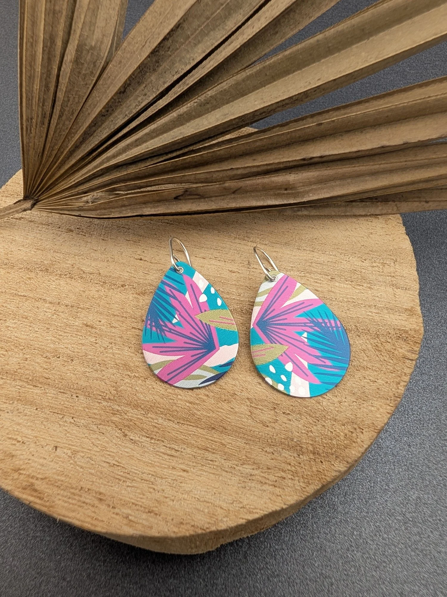 pink-palm-leaf-earrings (5).jpg