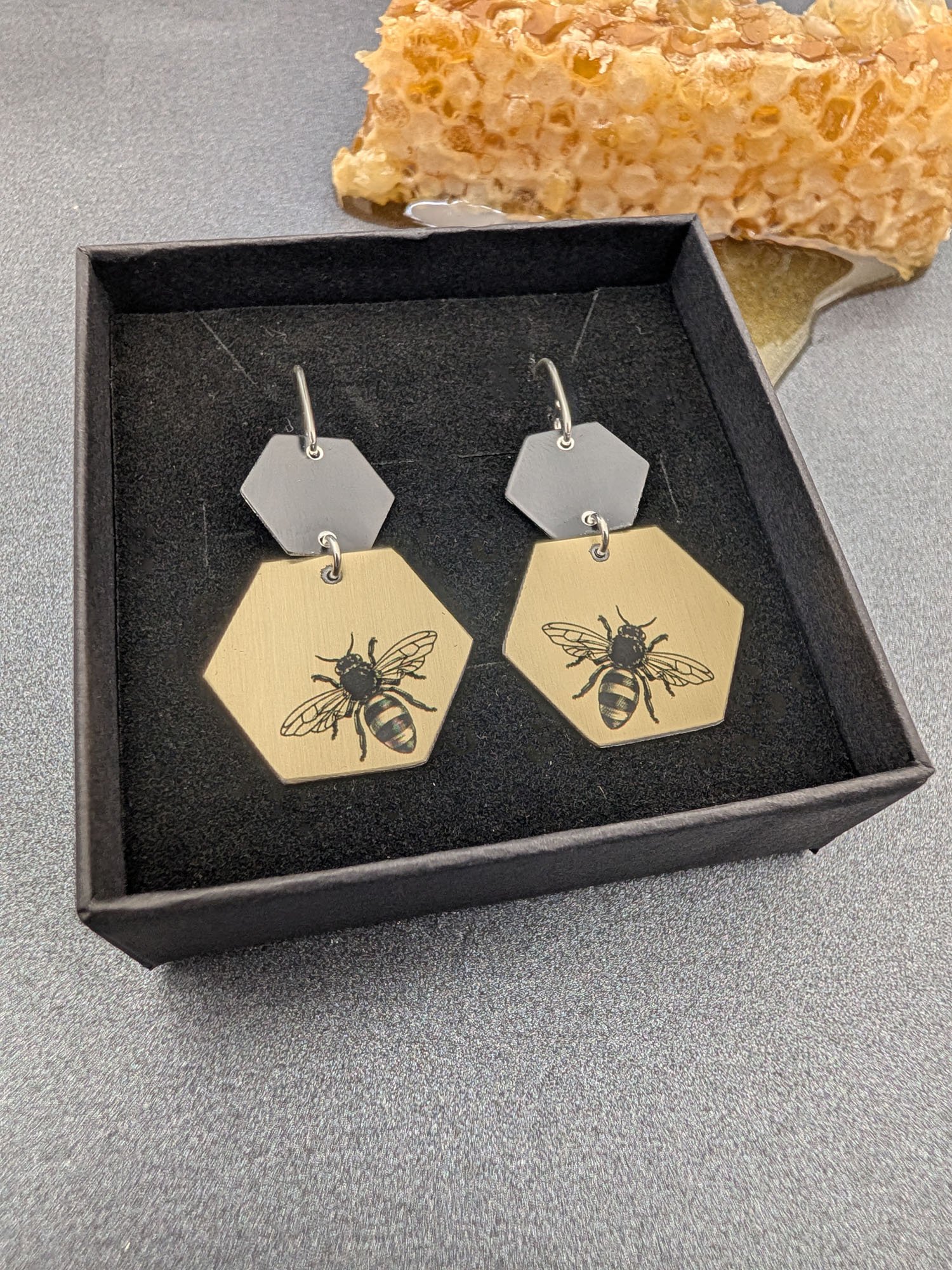 bee-hexagon-handmade-earrings (17).jpg