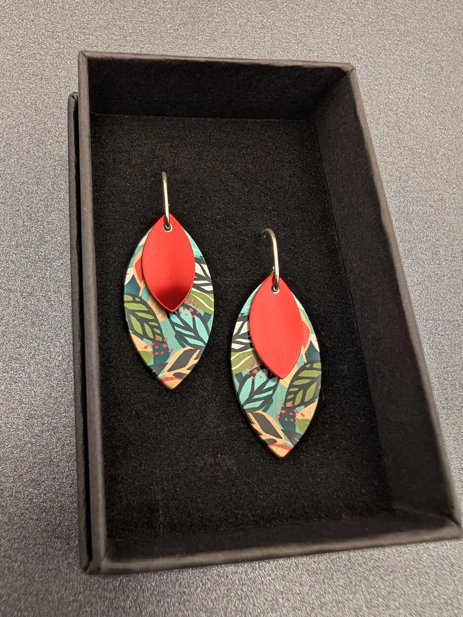 tropic-jungle-red-designs (4).jpg