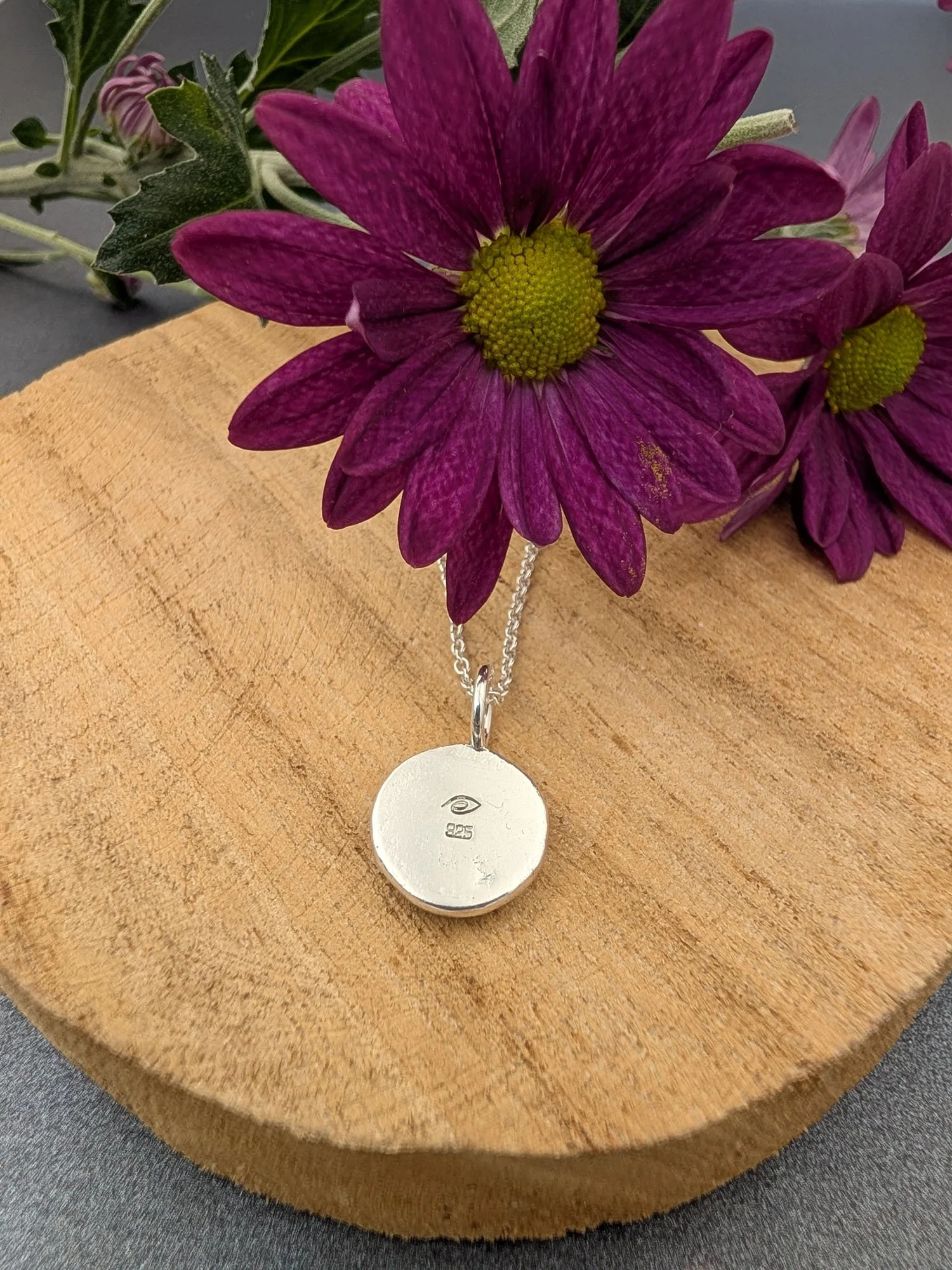 recycled-necklace-daisy-stamped (9).jpg