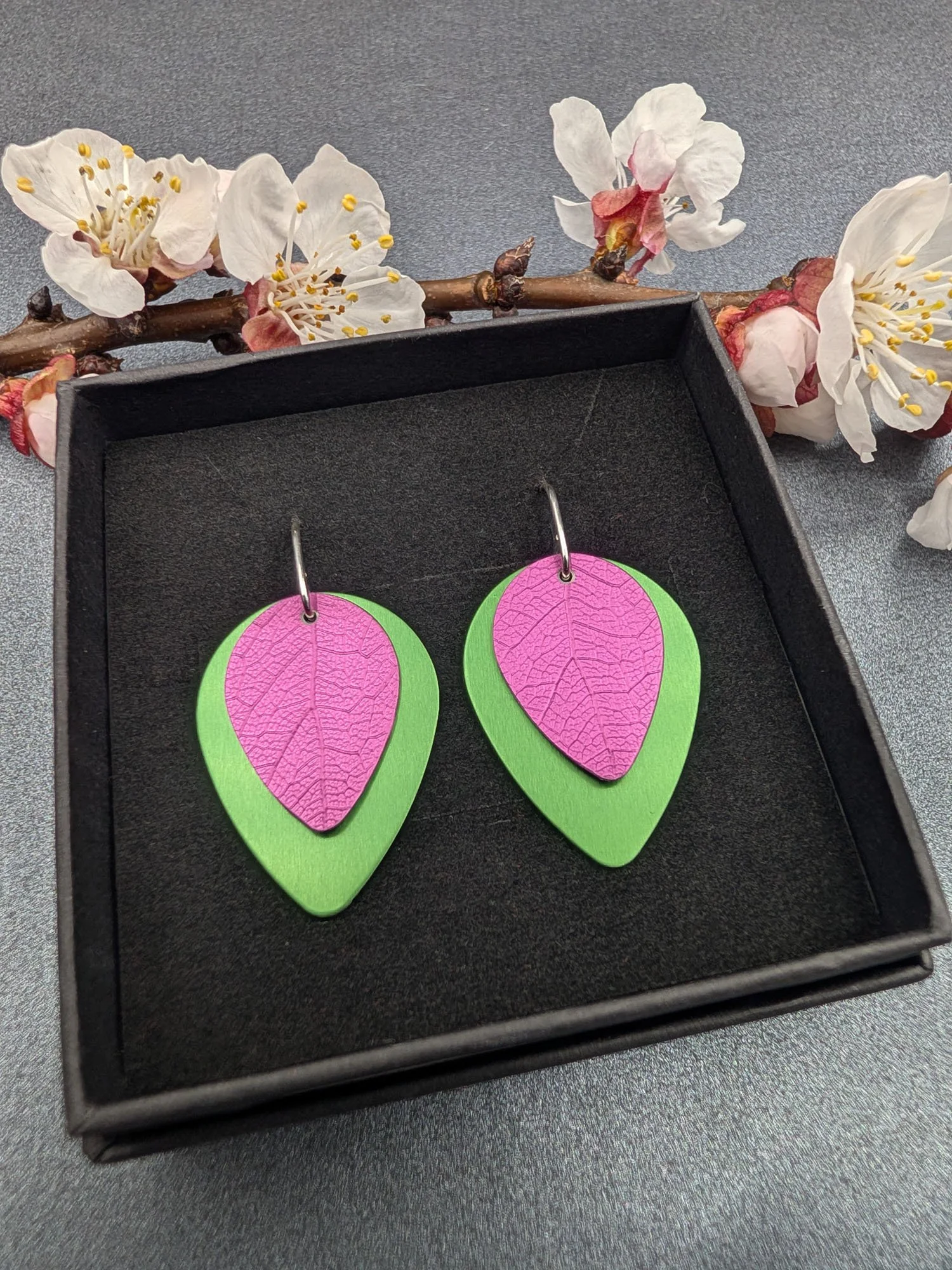 bright-leaf-textured-earrings (13).jpg