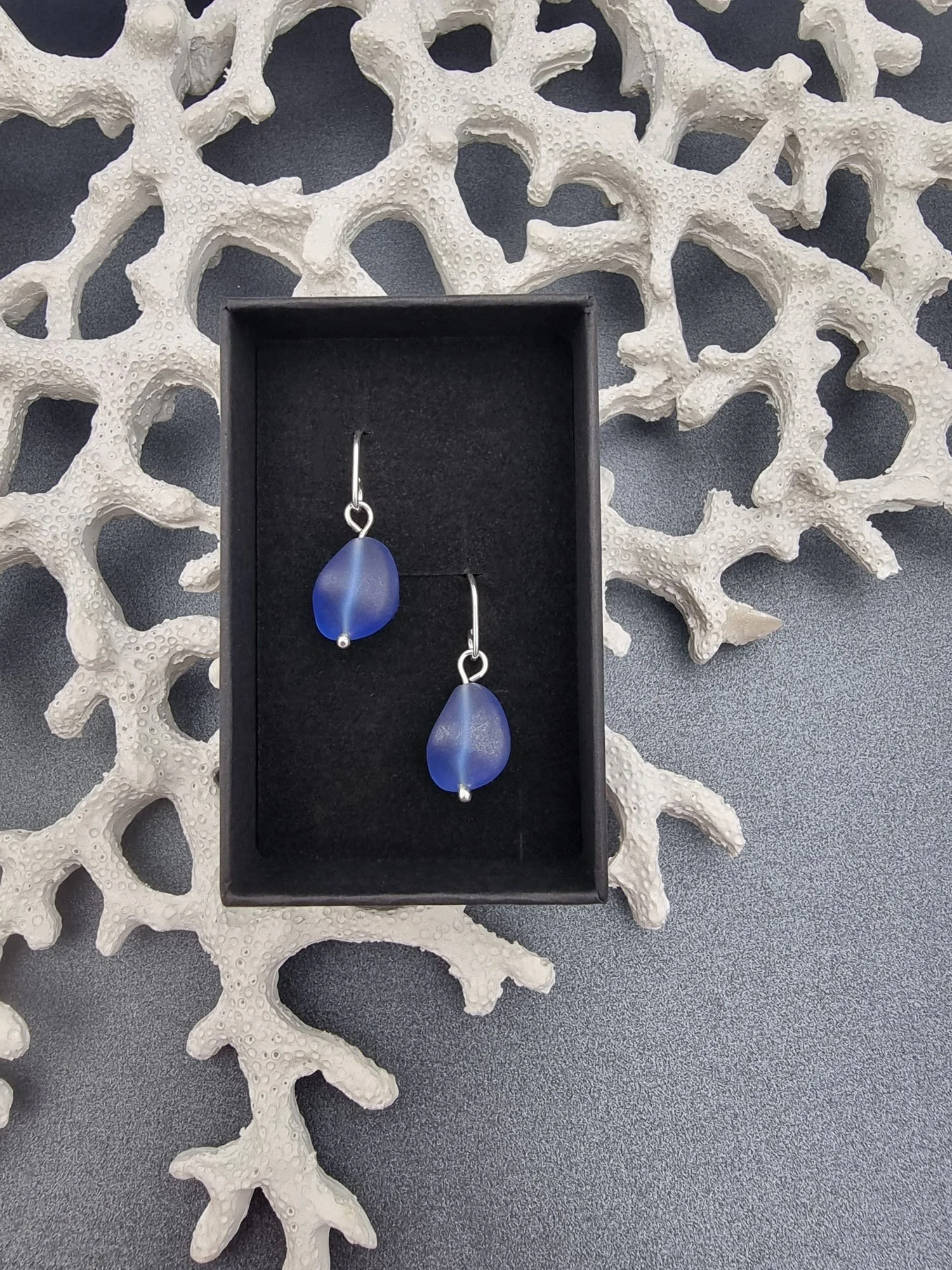 seaglass-earrings-handmade (13).jpg