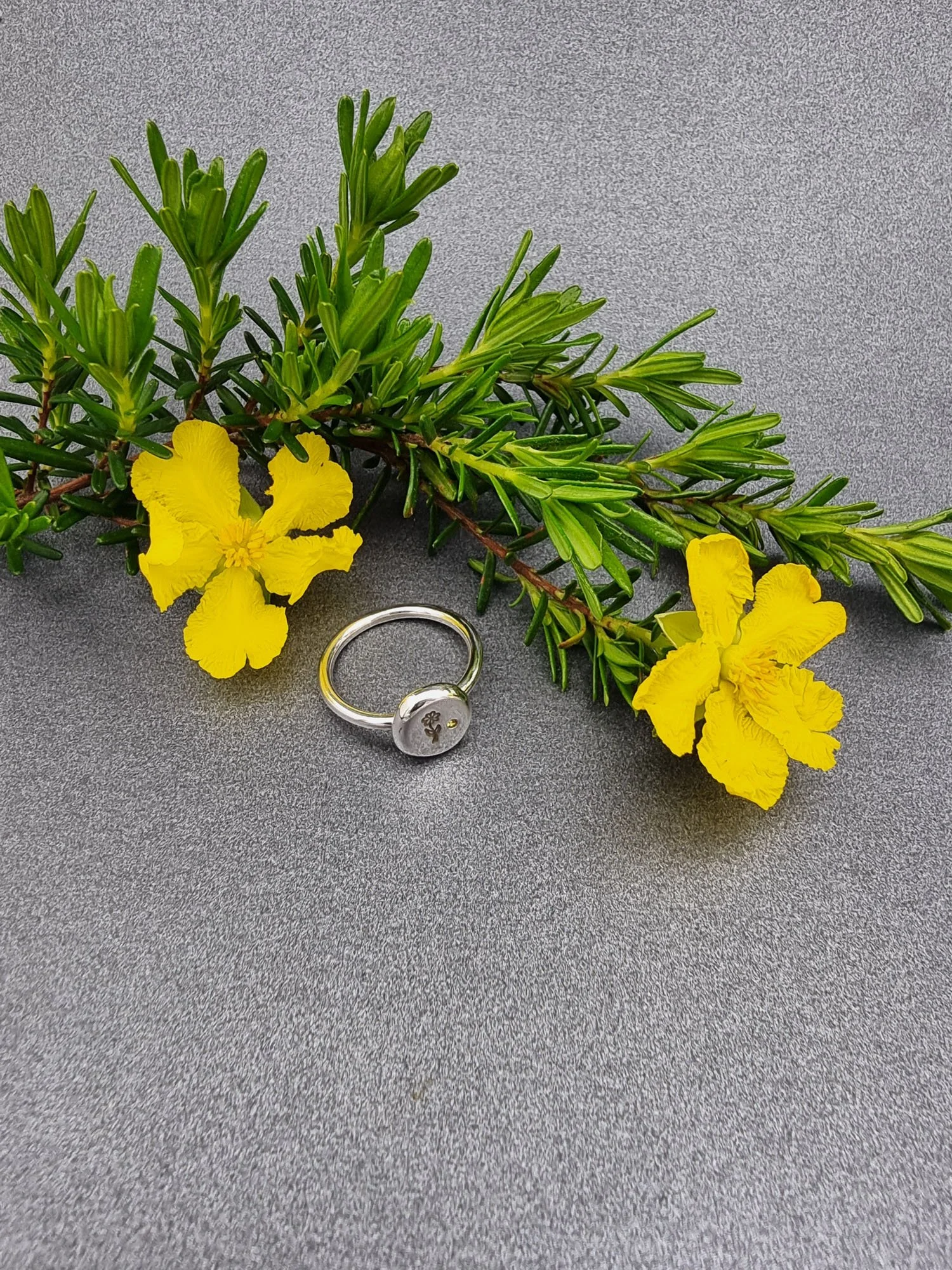 flower-yellow-sapphire-ring (10).jpg