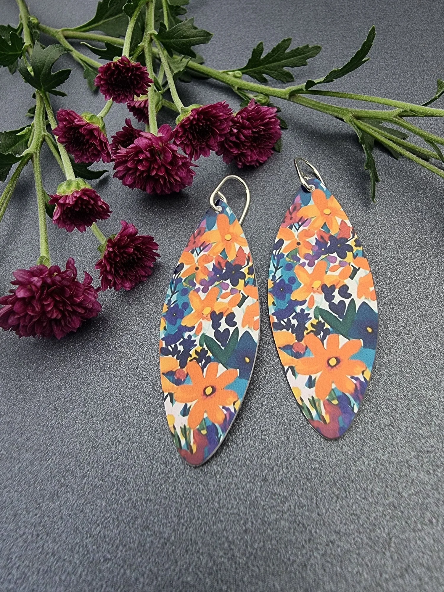 FLORETTE – Orange long drop earrings