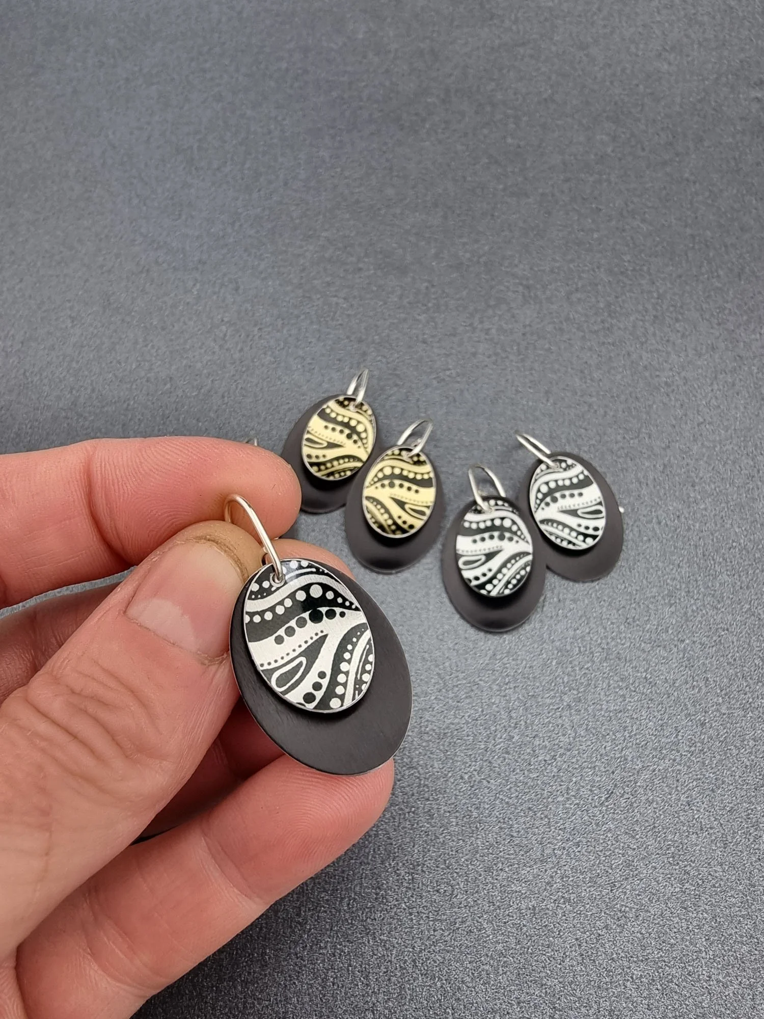 KOORIE TALES - Another Waterway double oval earrings