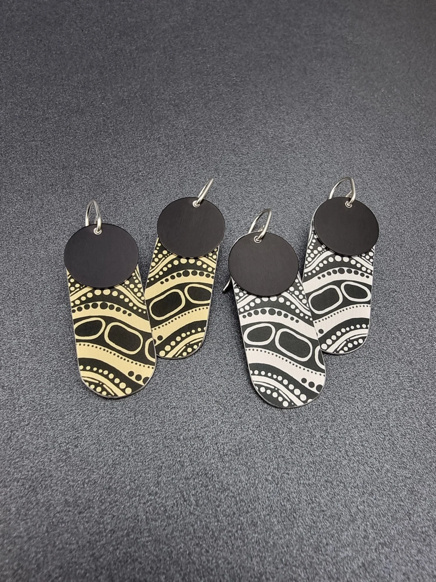 KOORIE TALES - Another Waterway black dot earrings