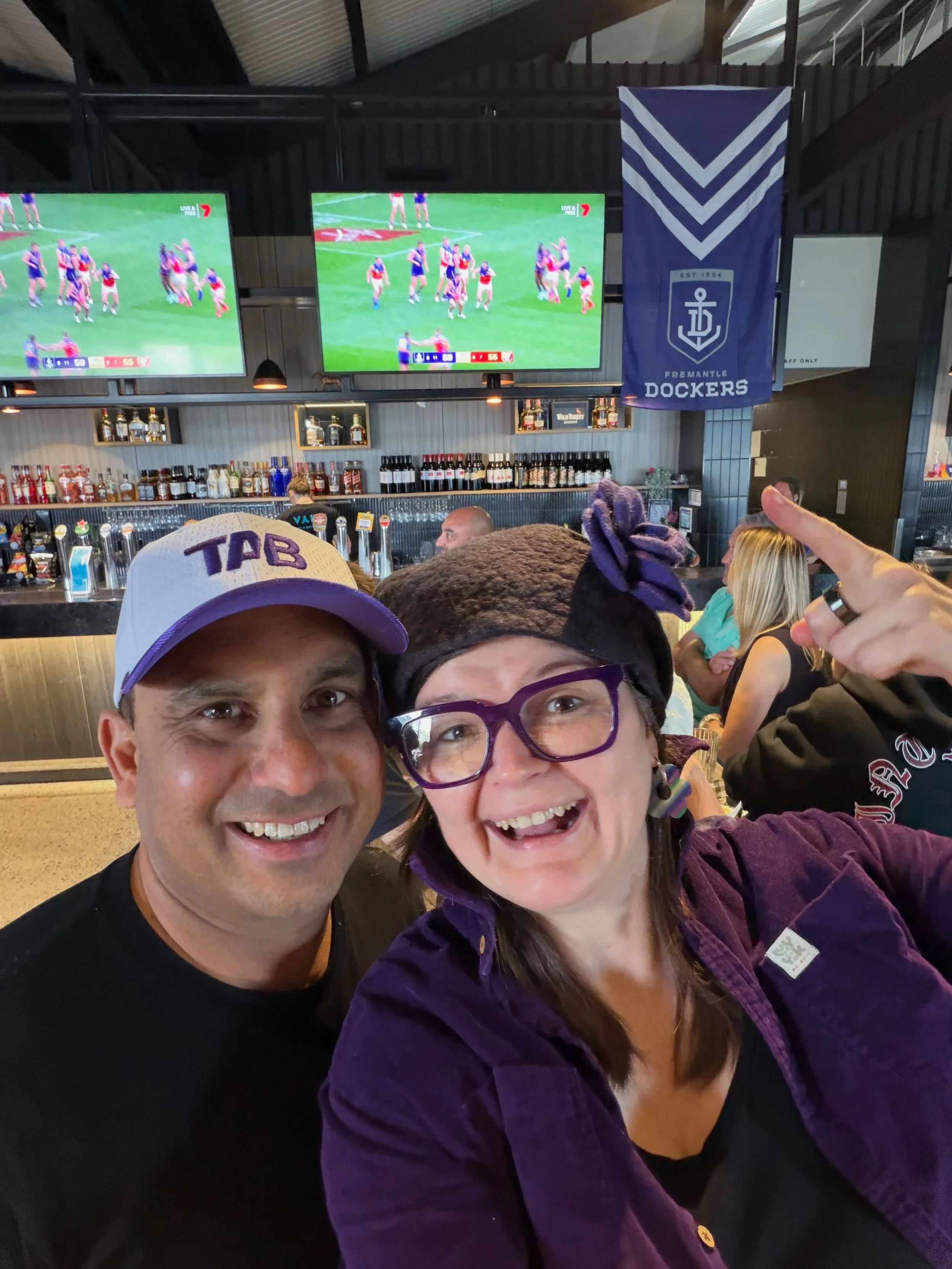Look at me, celebrating the sportball!
Go Freo, it&rsquo;s wharfie time and all that!

#gofreo #freodockers #dockers