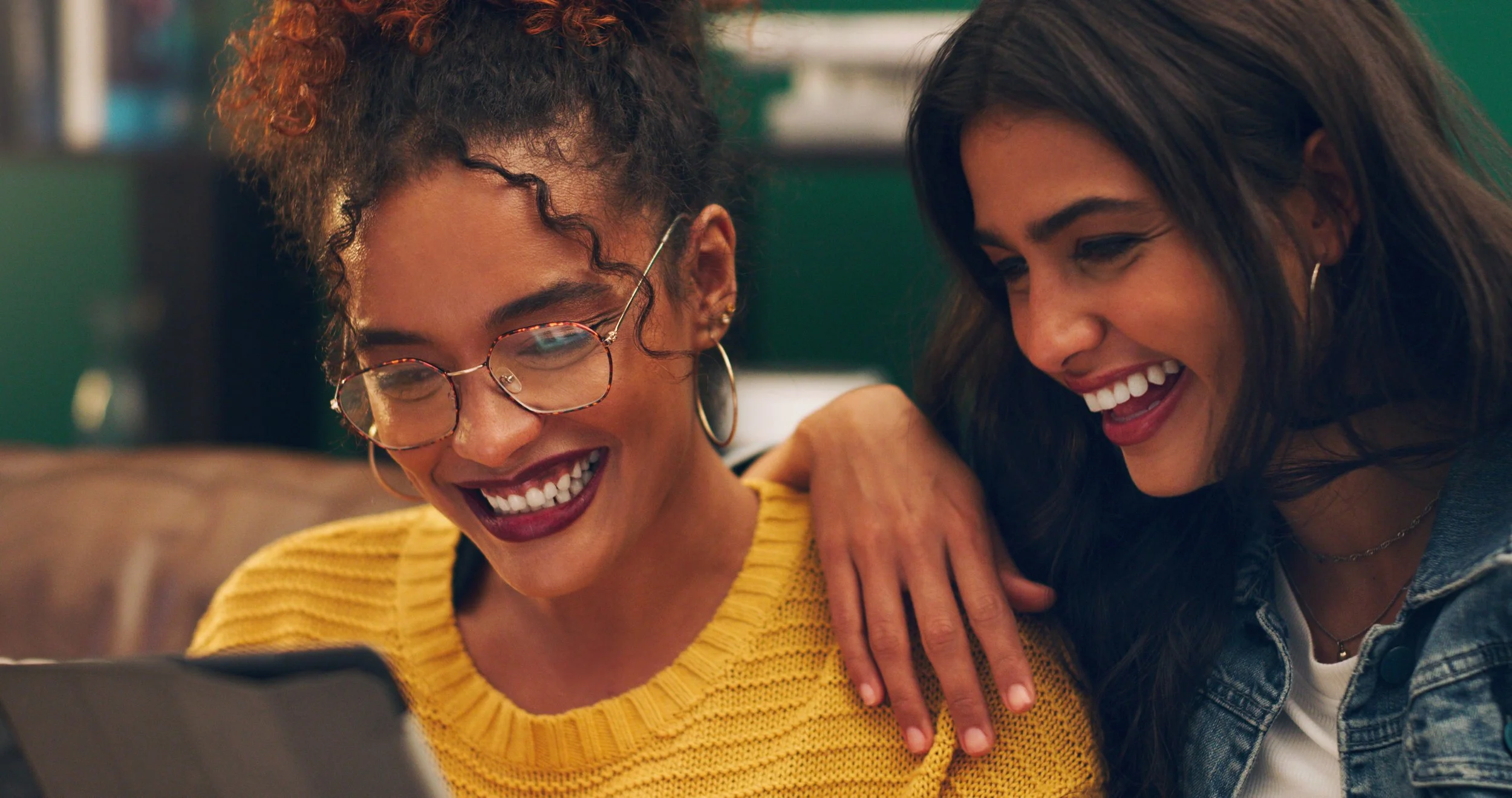 Why Internal Communications Is Your Brand’s First Impression — Even Before the Public Sees It