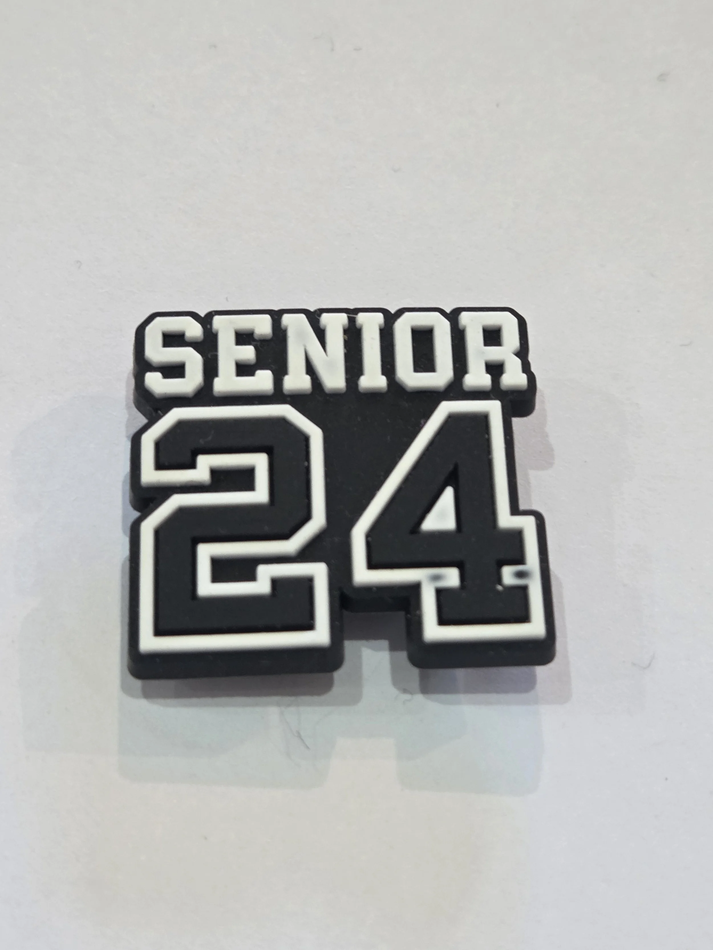 Senior 24