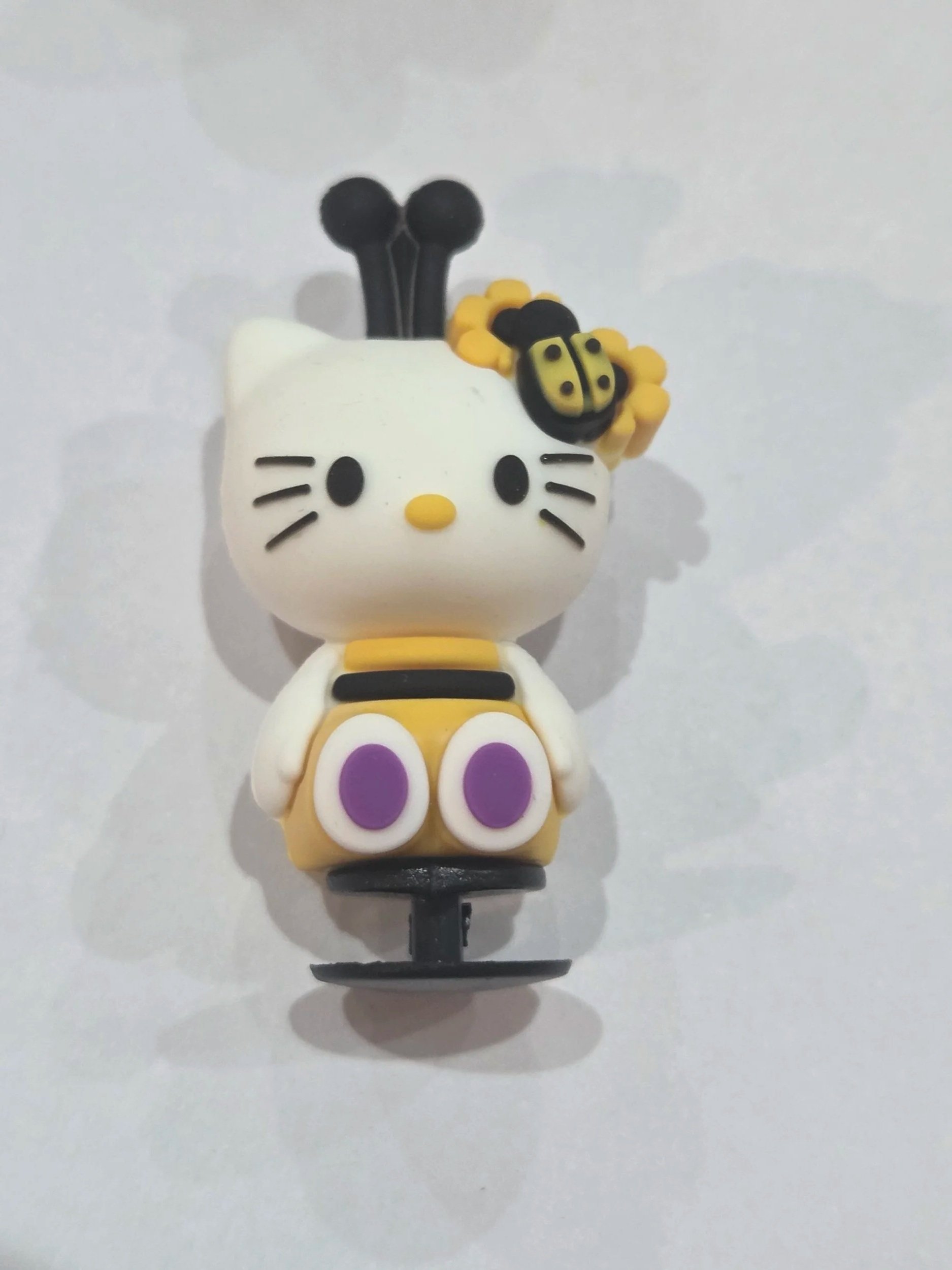 Hello Kitty Bee - 3D