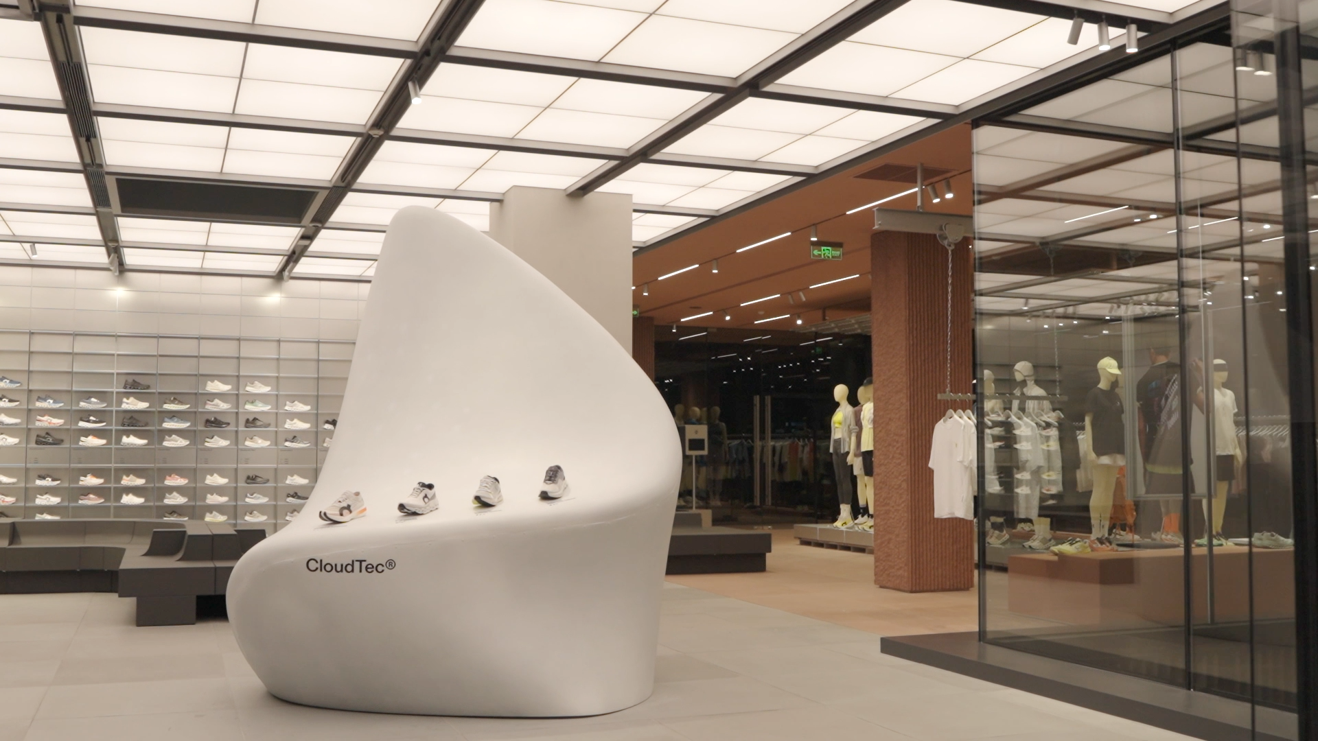 ON Shoes - Retail Installation