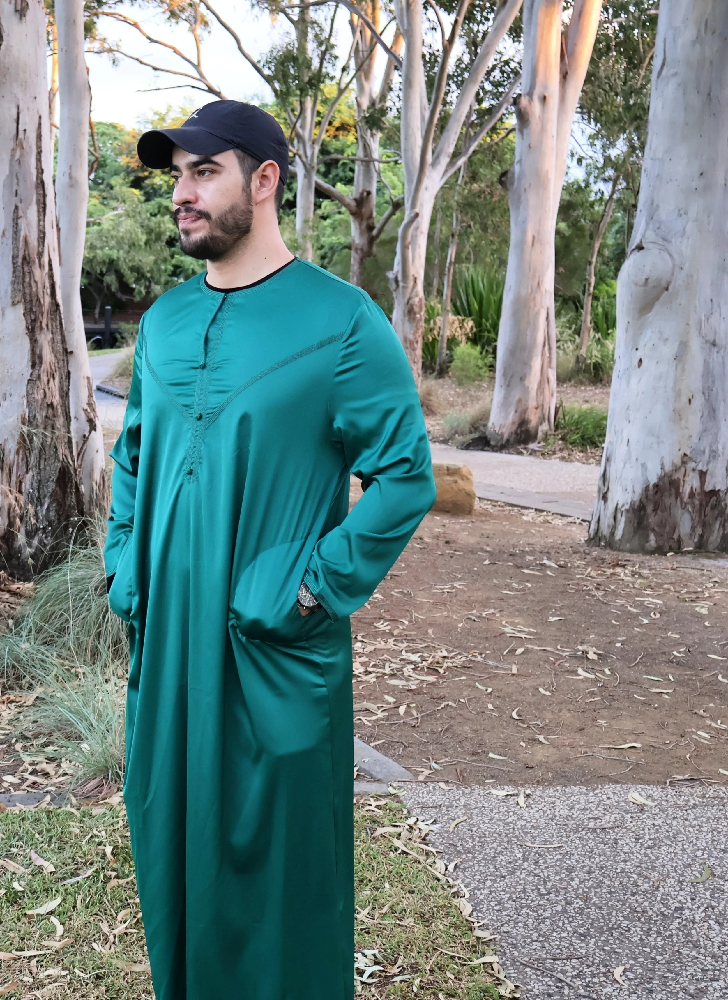 Haya Men's Thobe Deep Green