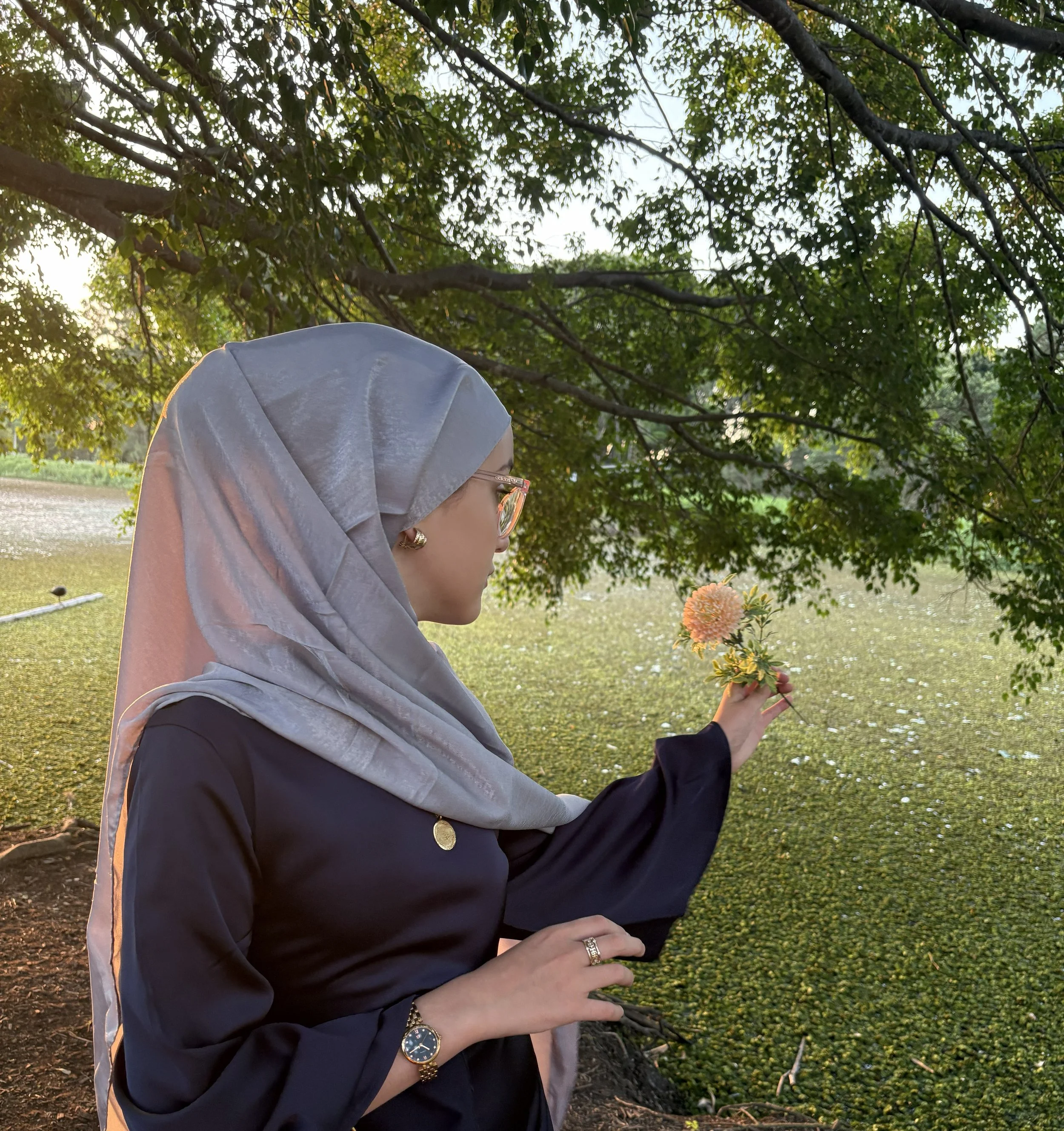 Velvet Hijab – Dusty Blue