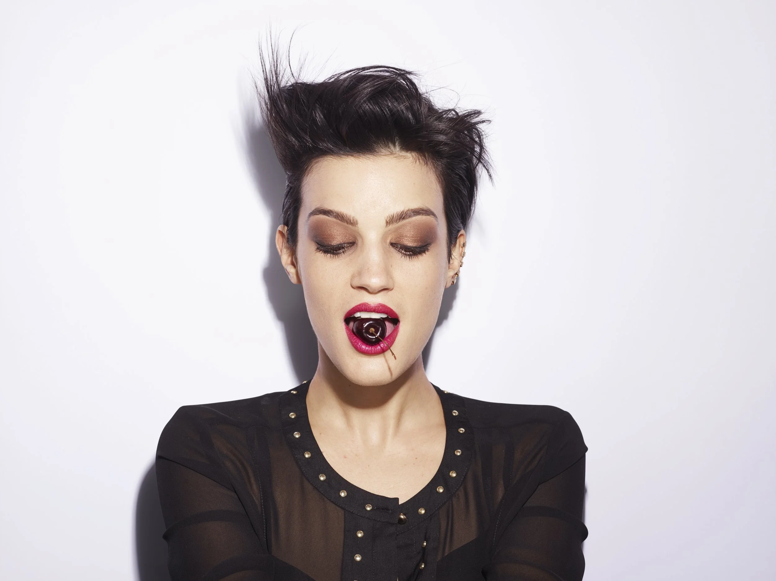 6128 25 480 1_f3_RGB.jpg