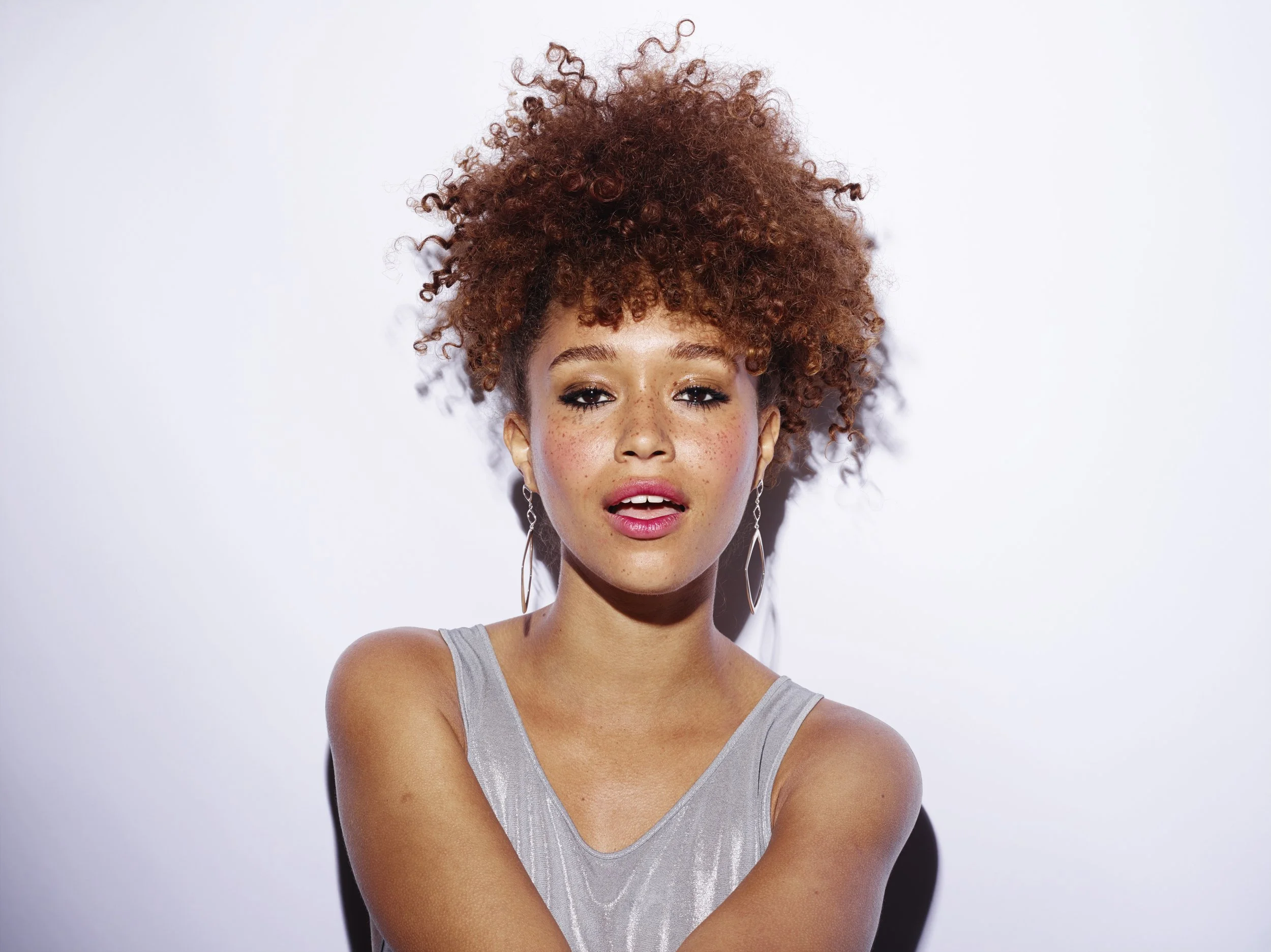 6128 15 053 1_f4_RGB.jpg