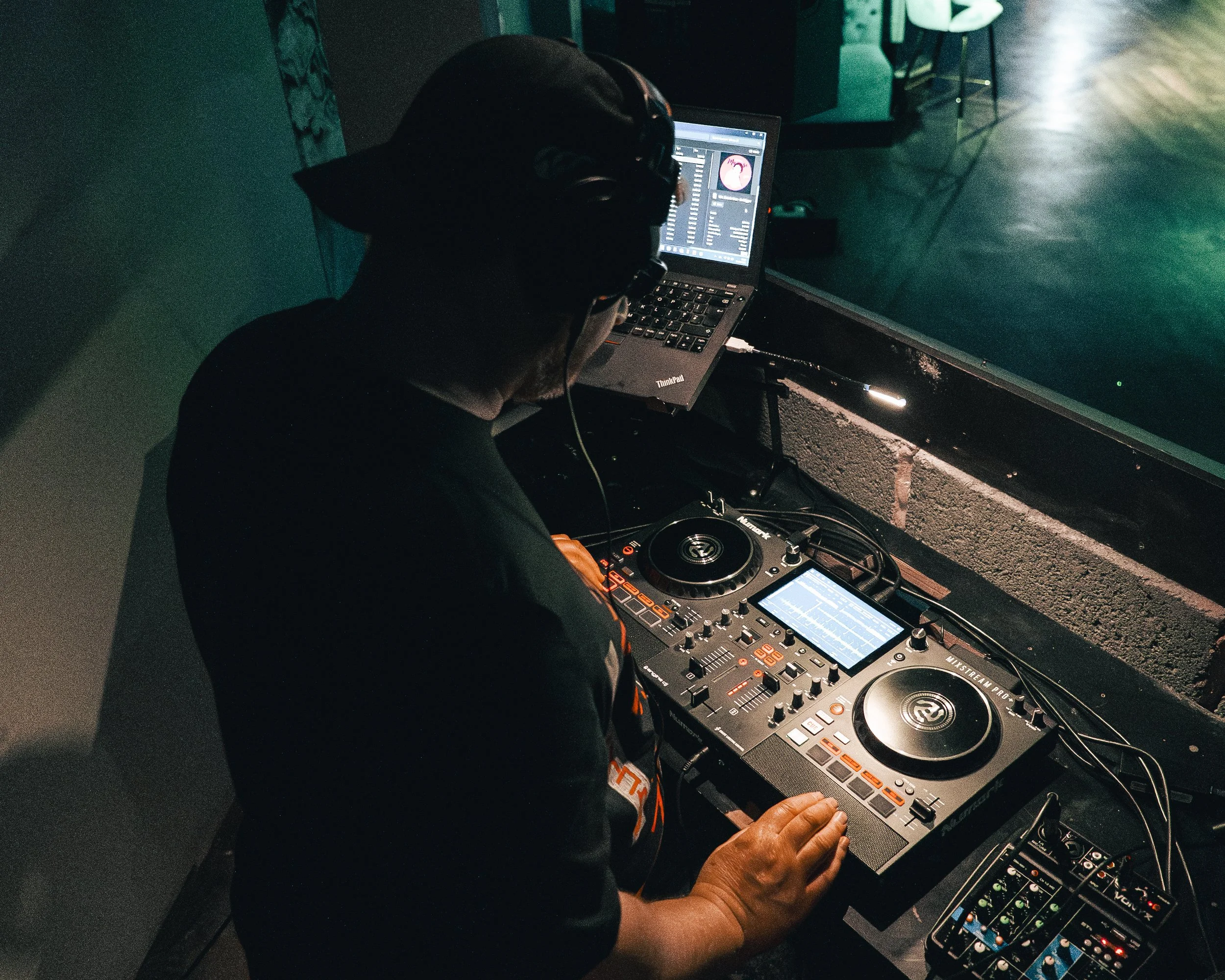DJ-12.jpg