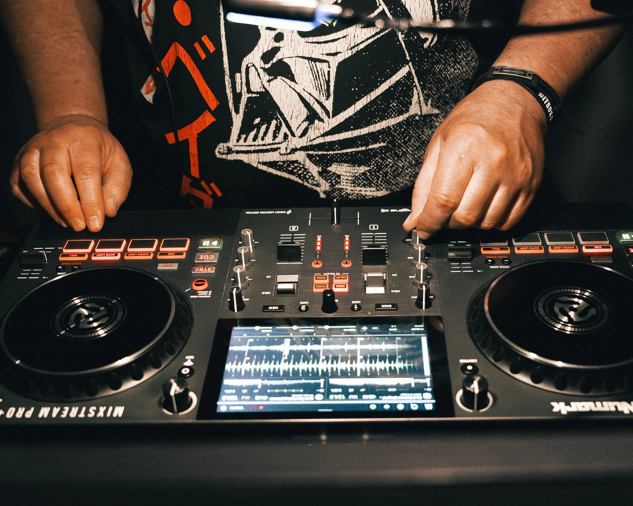 DJ-21.jpg