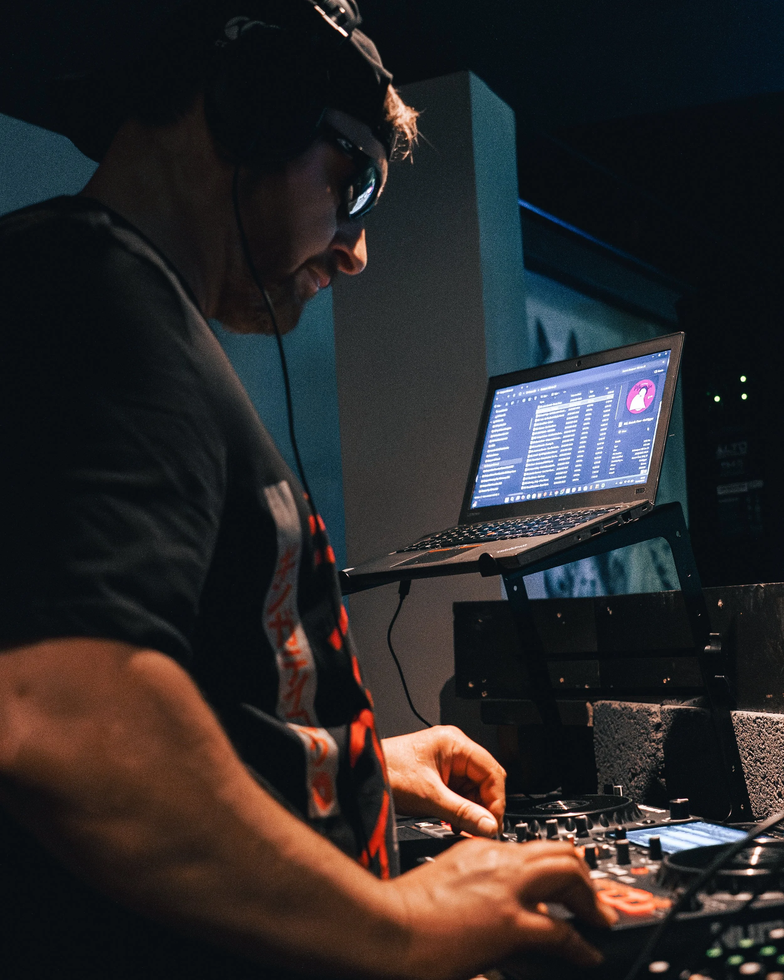 DJ-07.jpg