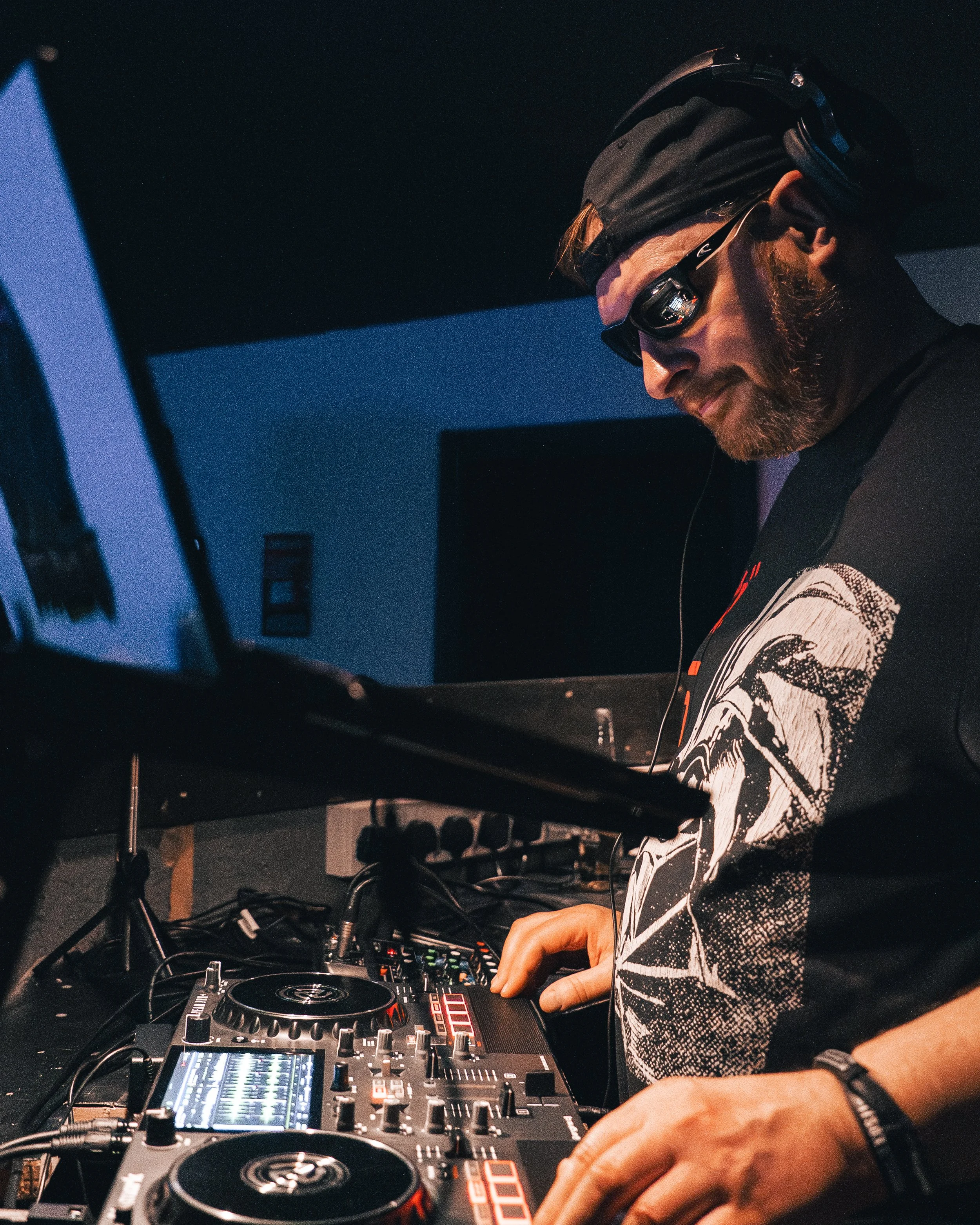 DJ-24.jpg
