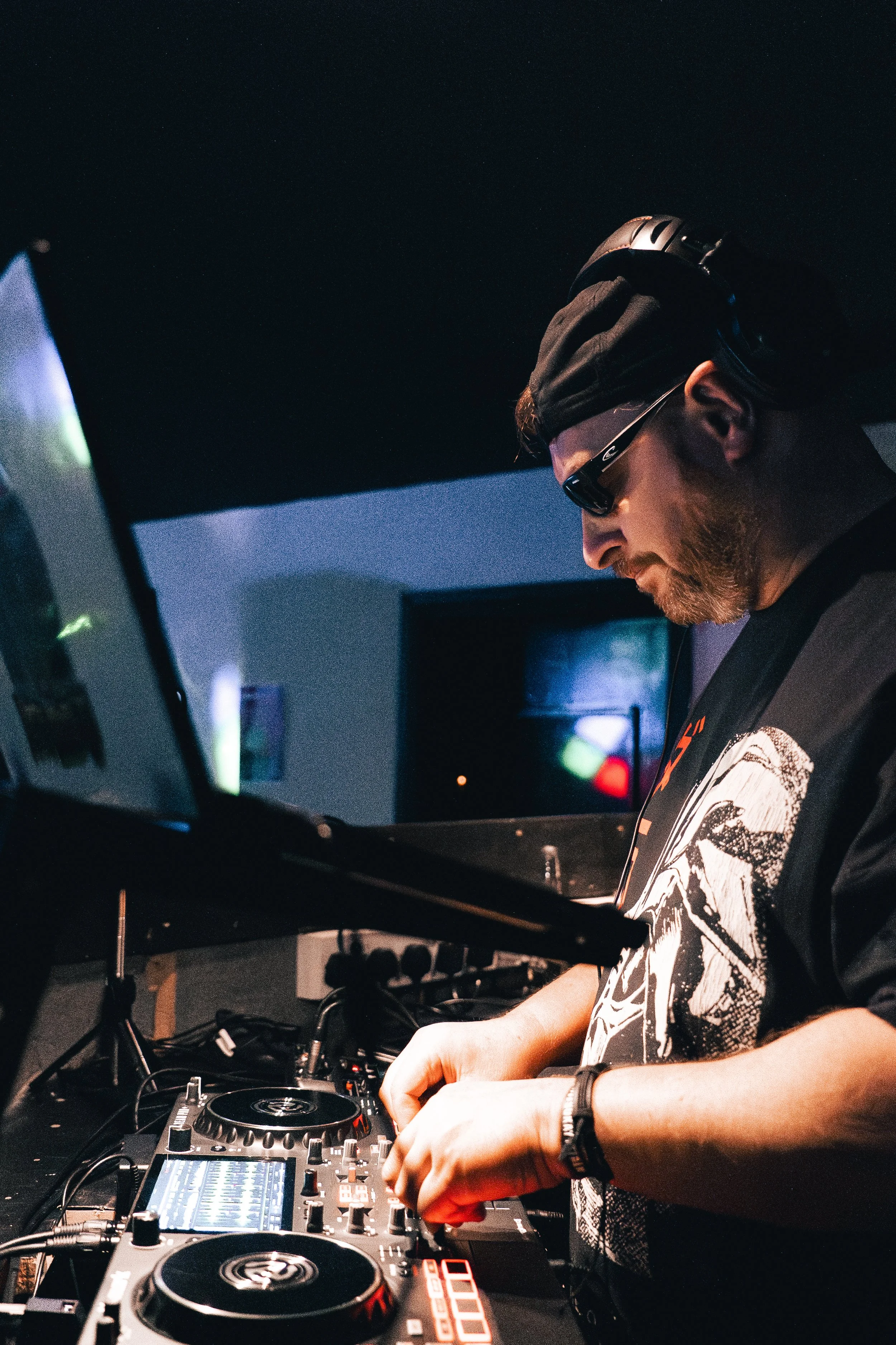 DJ-22.jpg