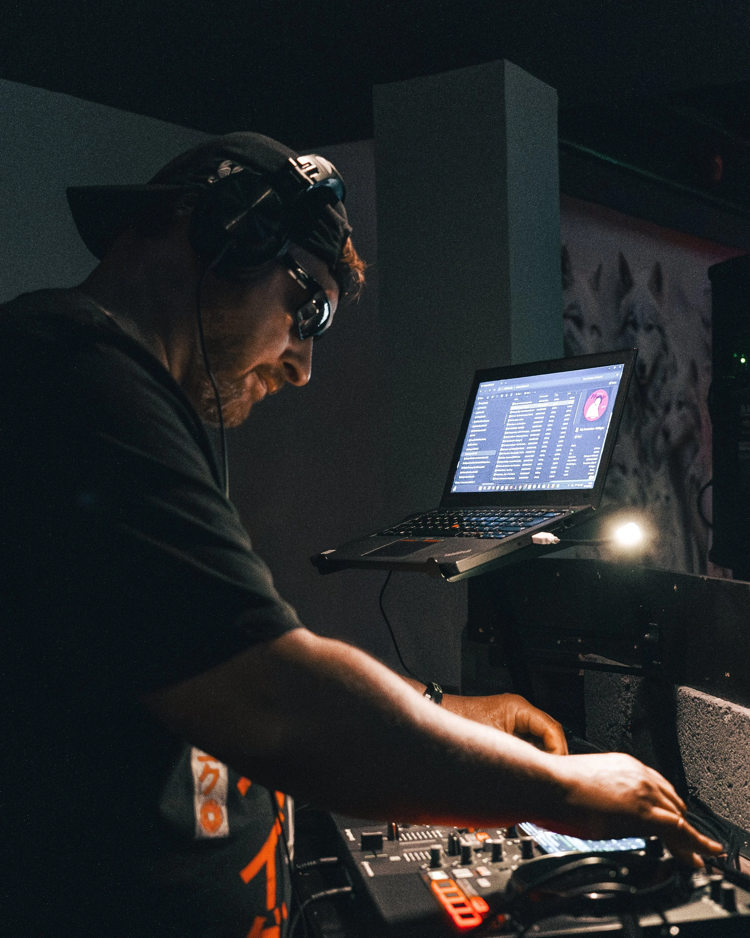 DJ-18.jpg