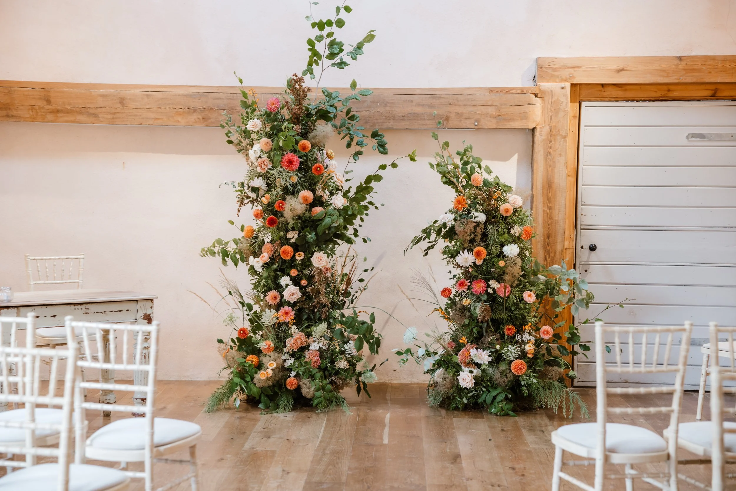 Pippa and Geraint Oxleaze Barn Wedding-227.jpg