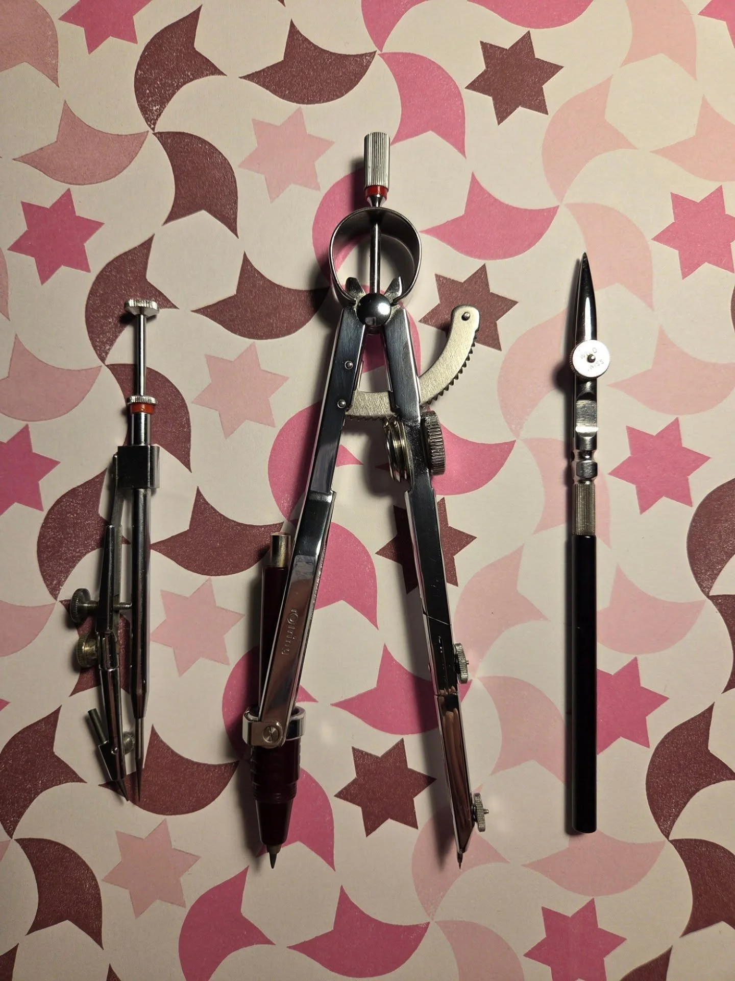 Day 5 of #21daysinmyartworld26 hosted by @taraleaver: Favourite tool.

Or tools?! I can't just pick one... But my favourite tools are my compass, one for big circles and a drop bow compass for small circles, and my ruling pen. In a world where we are