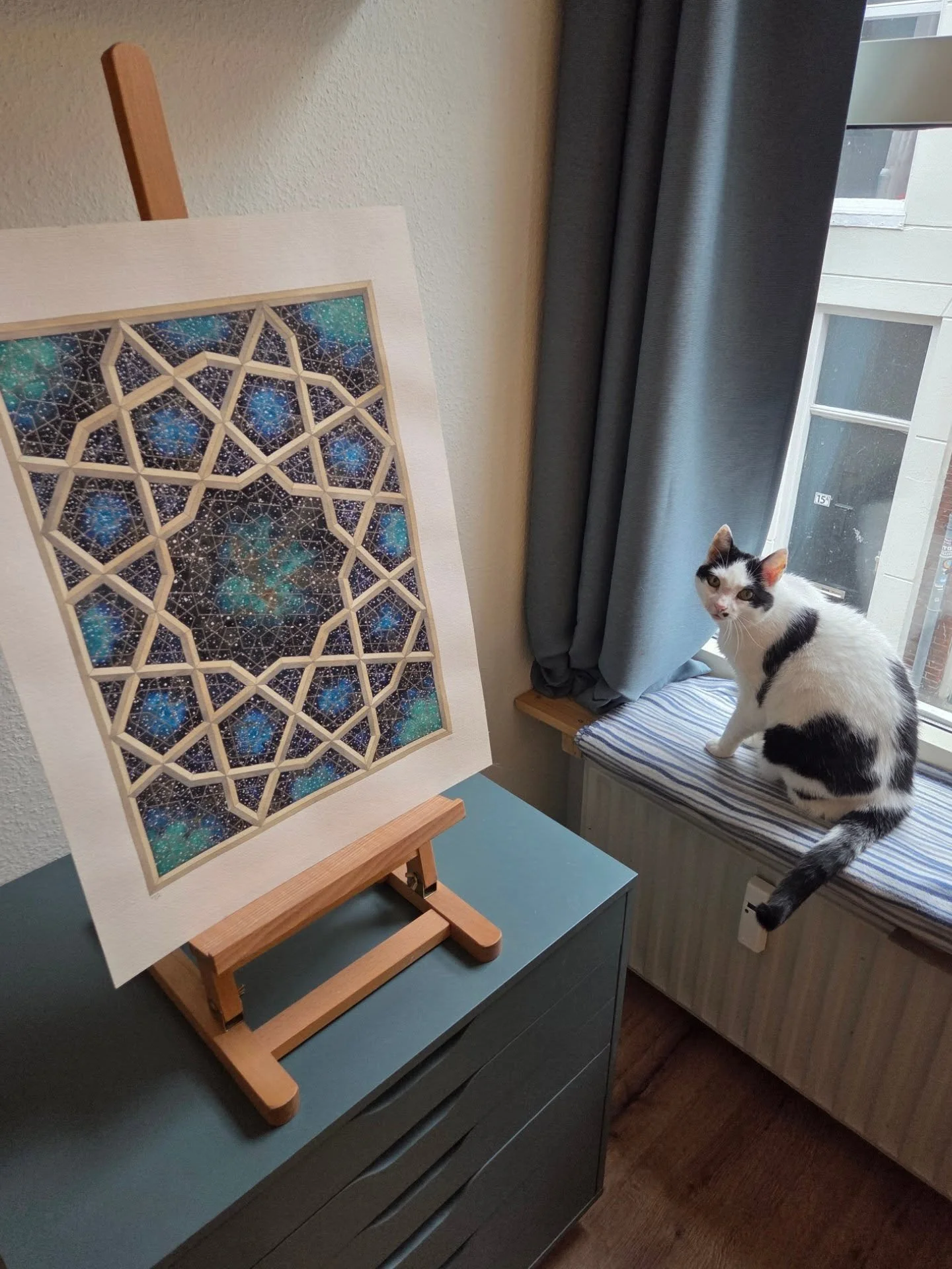 Day 17 of #21daysinmyartworld26 hosted by @taraleaver: Largest painting.

This has been my largest painting for a while and I doubt I will ever make a larger painting. This one was a lot! In the end it took me 3 weeks to finish and where I normally p