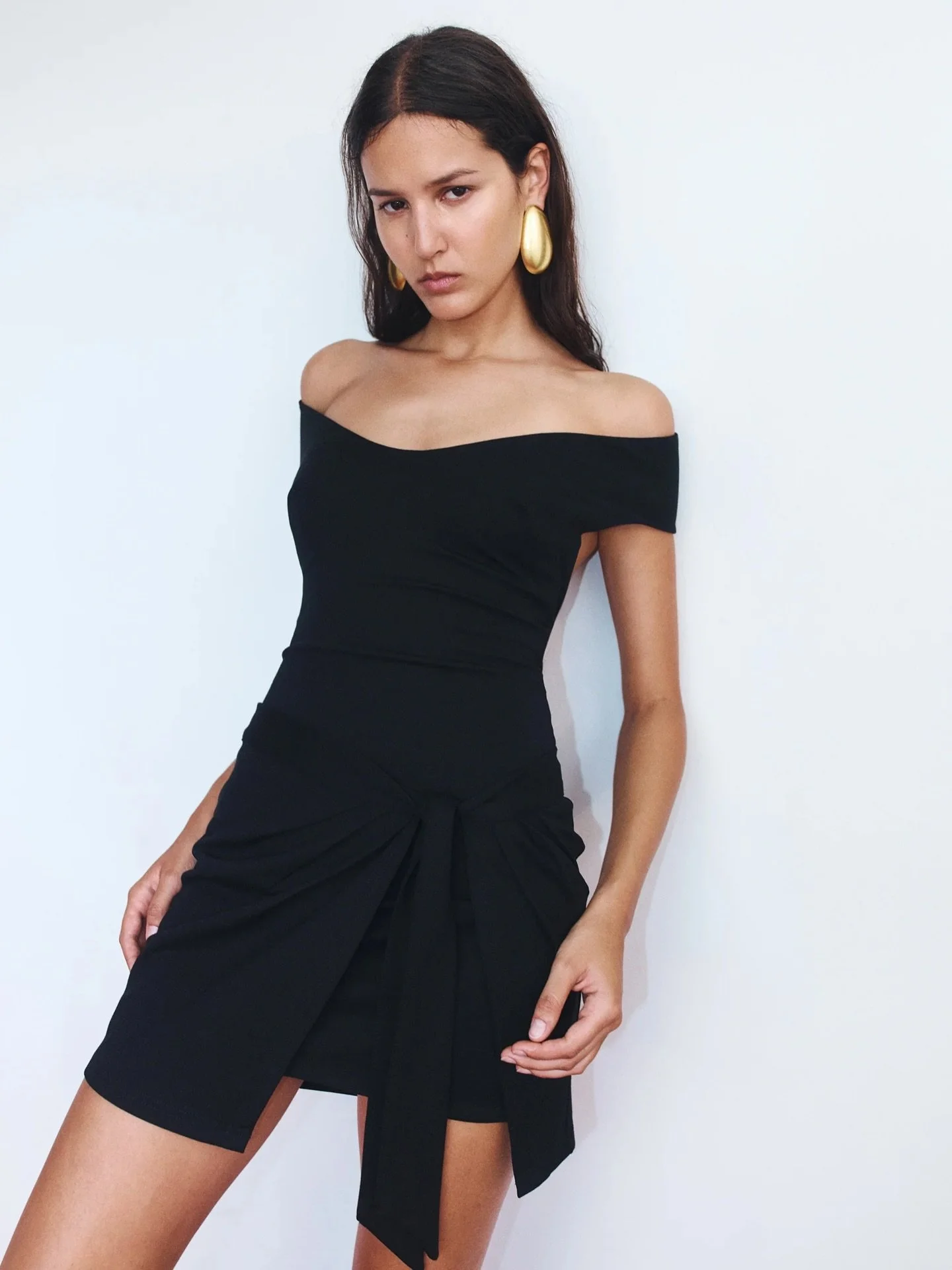 Your little black dress, but better 🖤

The Mollie Mini Dress by Hansen &amp; Gretel is designed to sculpt and flatter, featuring a fitted silhouette, off-shoulder neckline, and a structured finish that feels effortlessly elevated.

Also available in