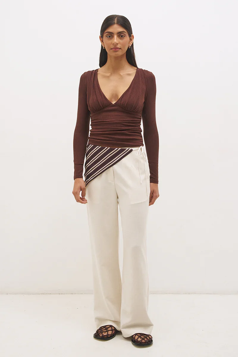 ELISAB PERTH BOUTIQUE - MILO TOP - CACAO.webp