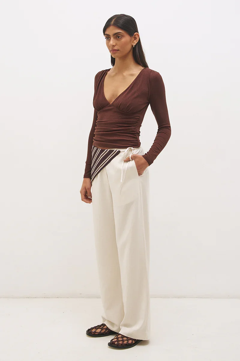 ELISAB PERTH BOUTIQUE - MILO TOP - CACAO 2.webp