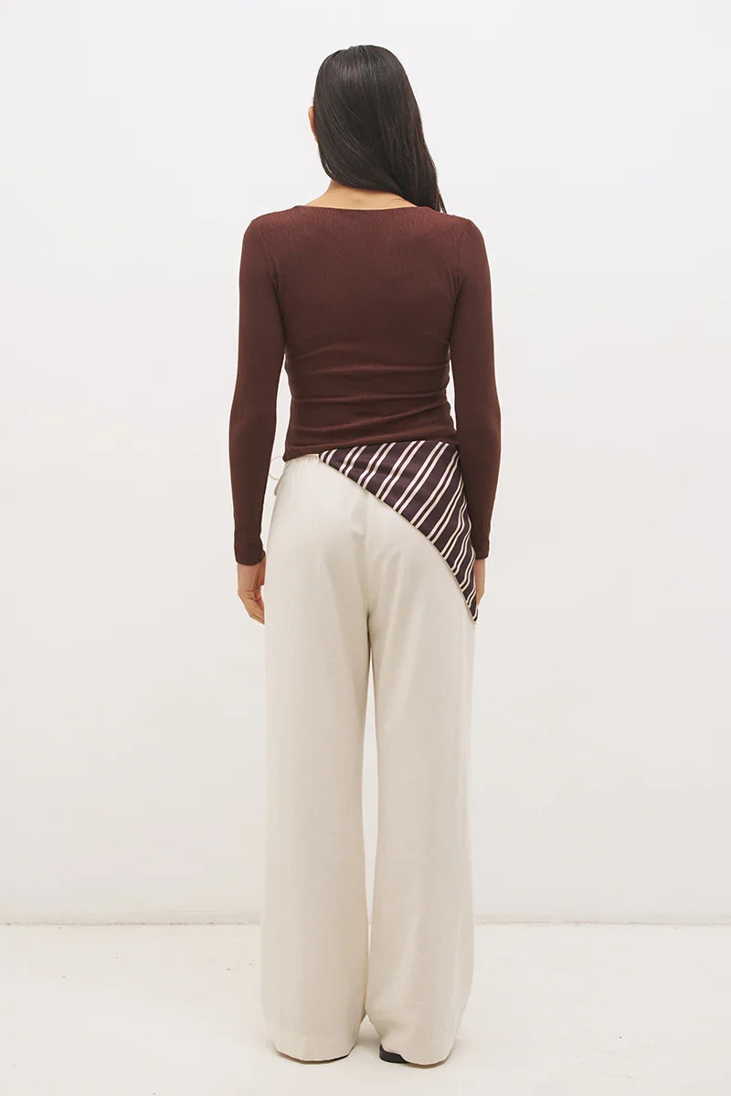 ELISAB PERTH BOUTIQUE - MILO TOP - CACAO 3.webp