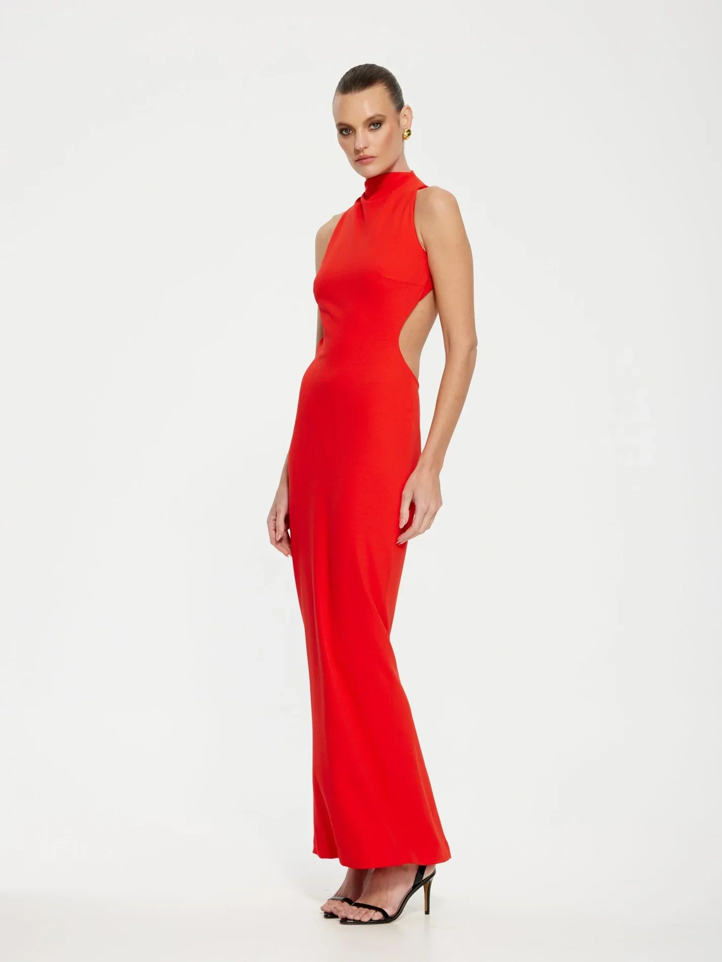 ambre-gown-cherry-red-622094.webp