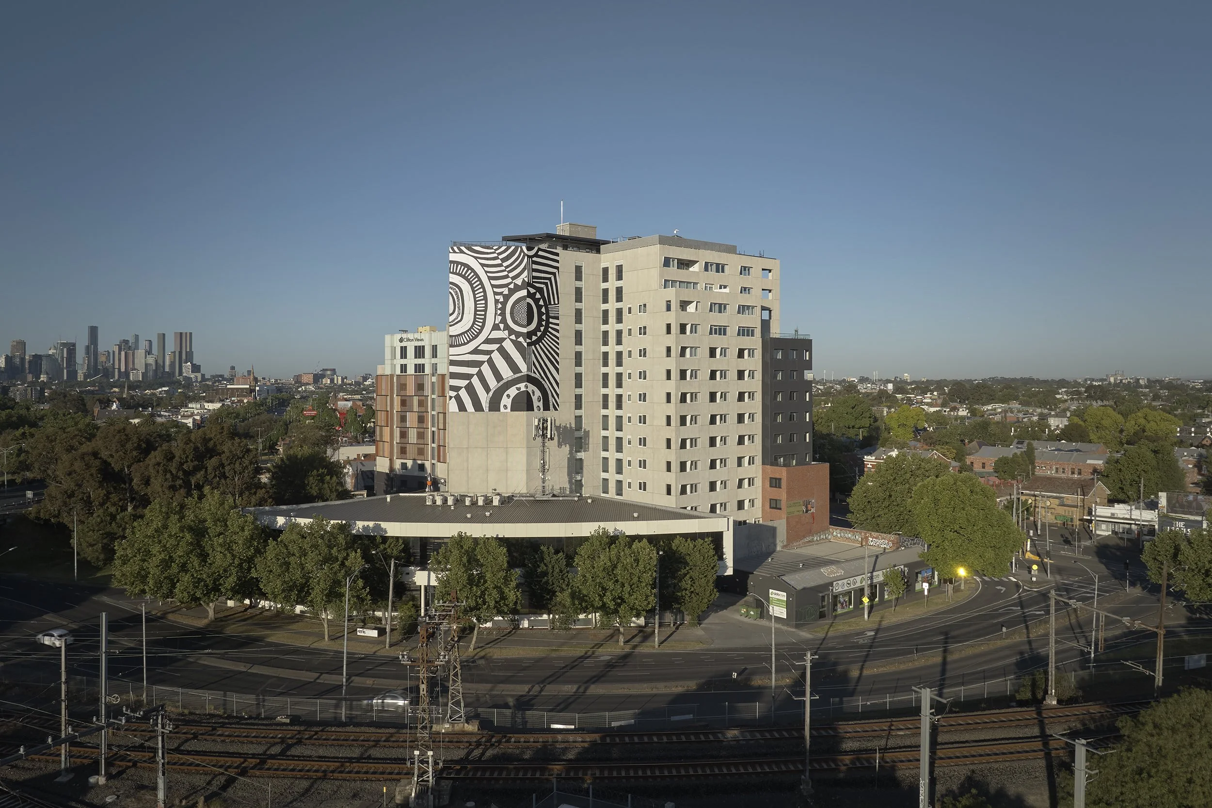 Sarah Weston - 249 Queens Parade internal 395.jpg