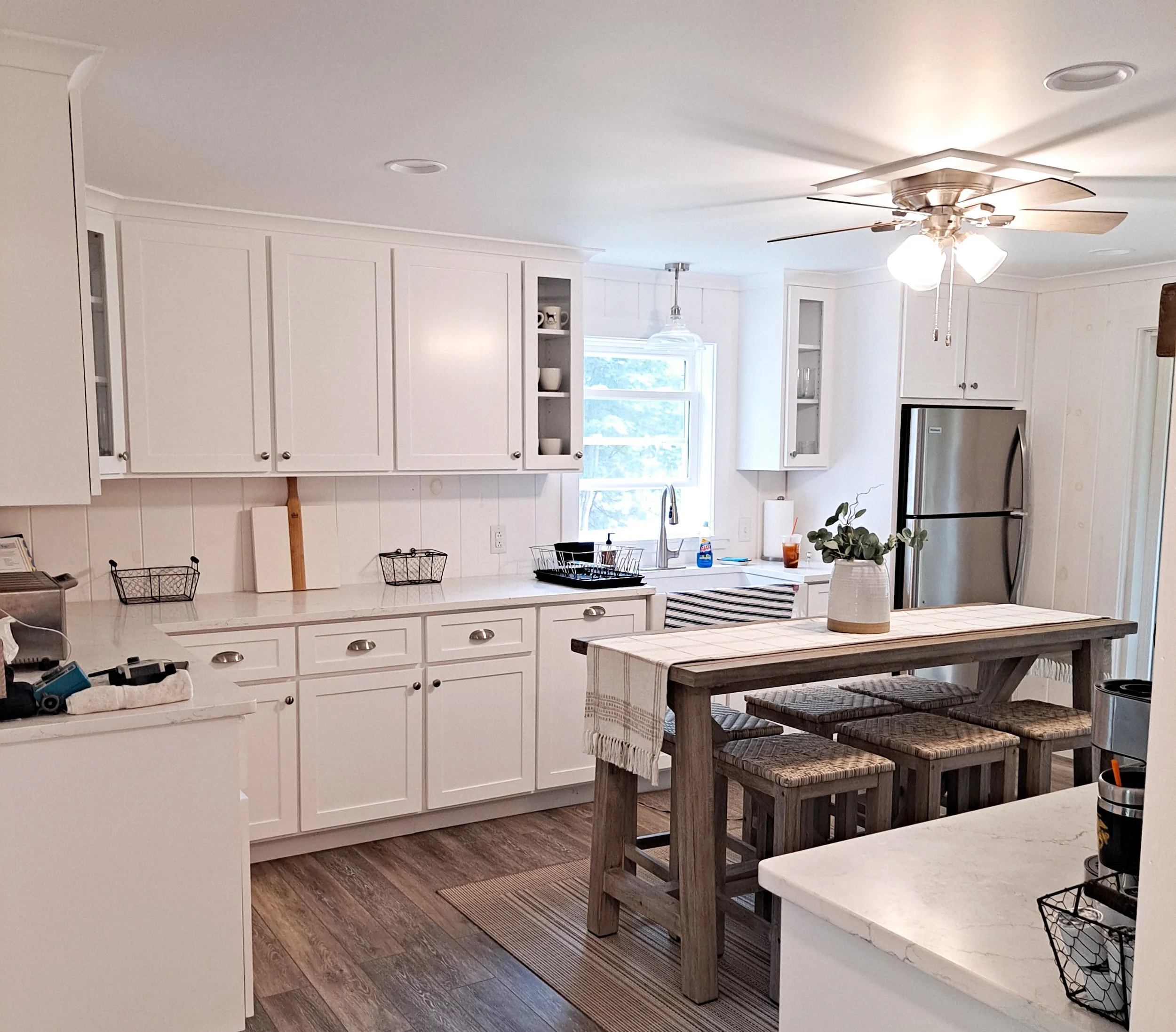 06 01a kitchen.jpg