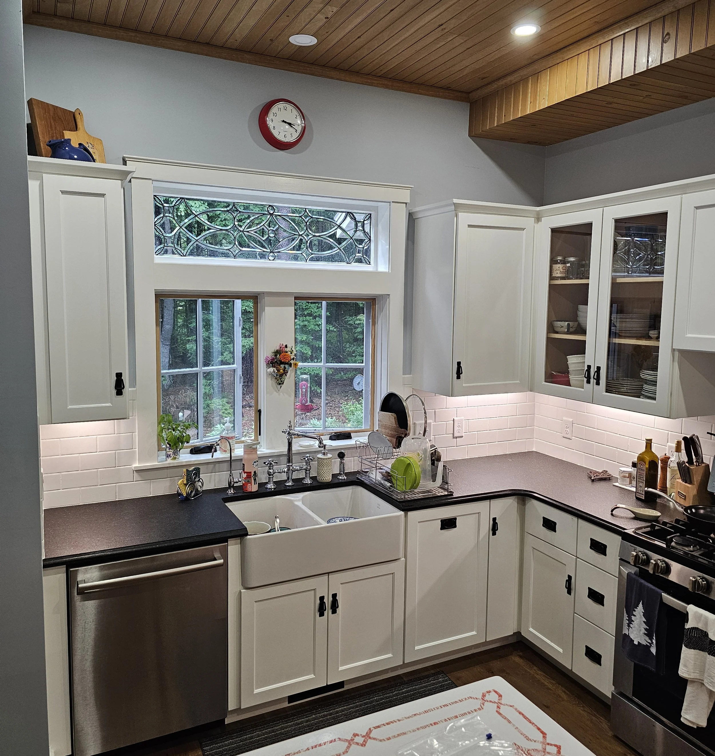 0612 kitchen.jpg
