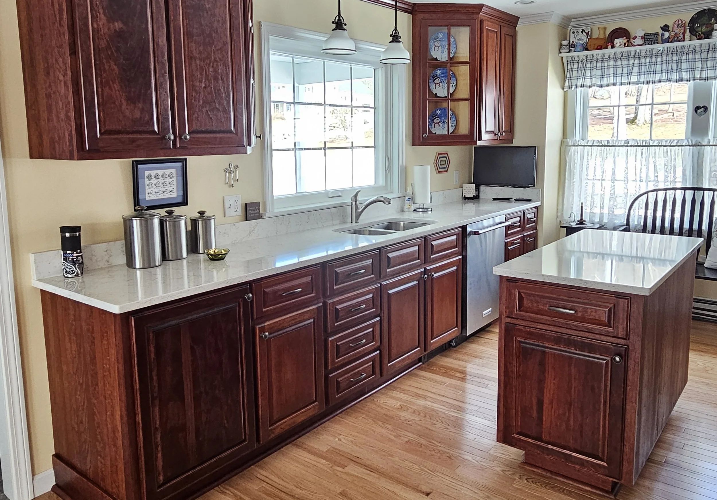 003 1aa Cover to cr.jpg