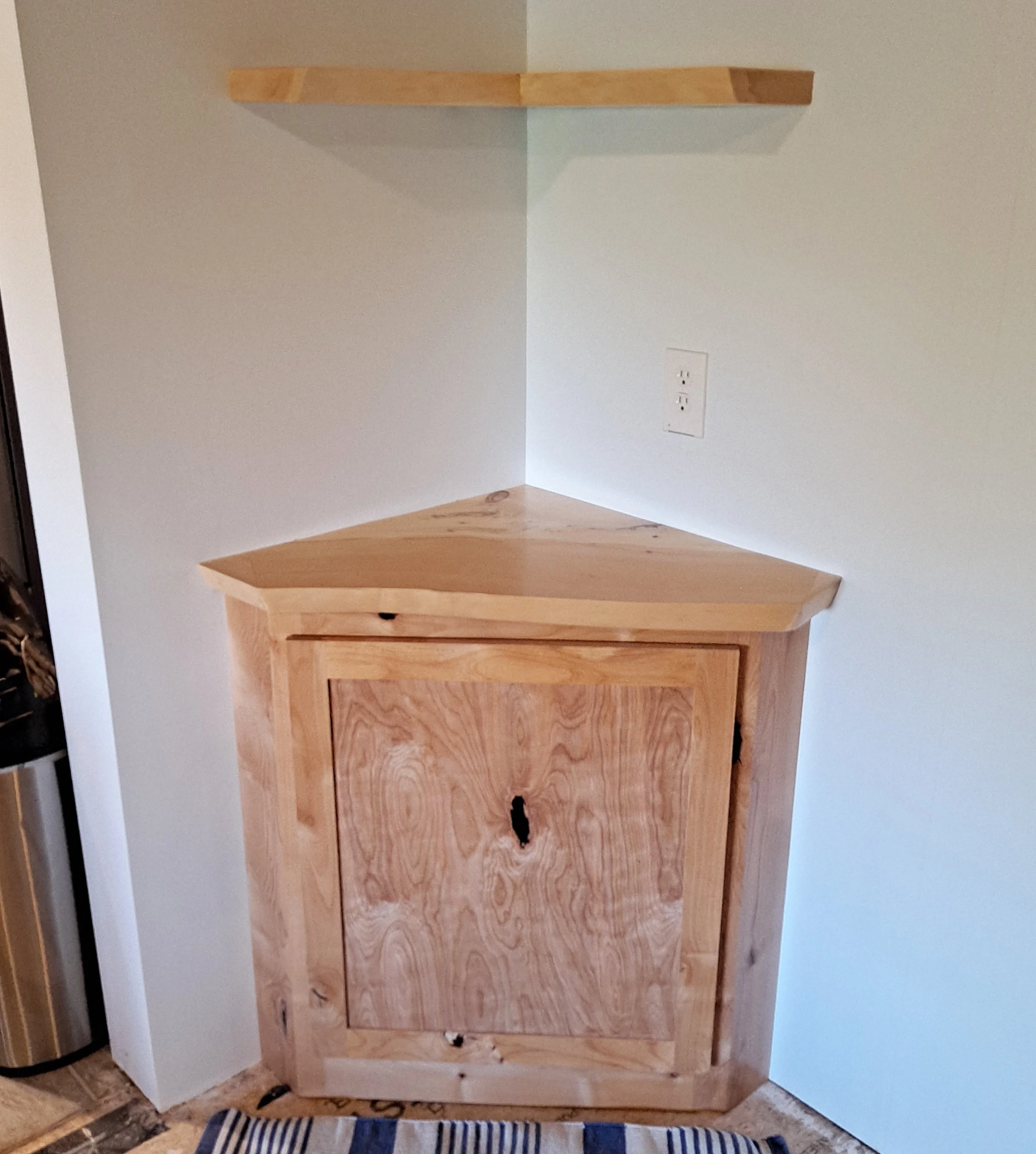 0602 corner cabinet.jpg