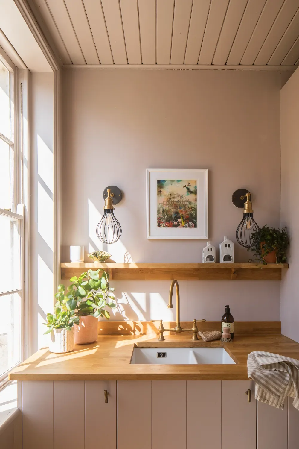 pink-Laundry-room-with-shelves-interior-design-kent-michelle-shakallis.webp
