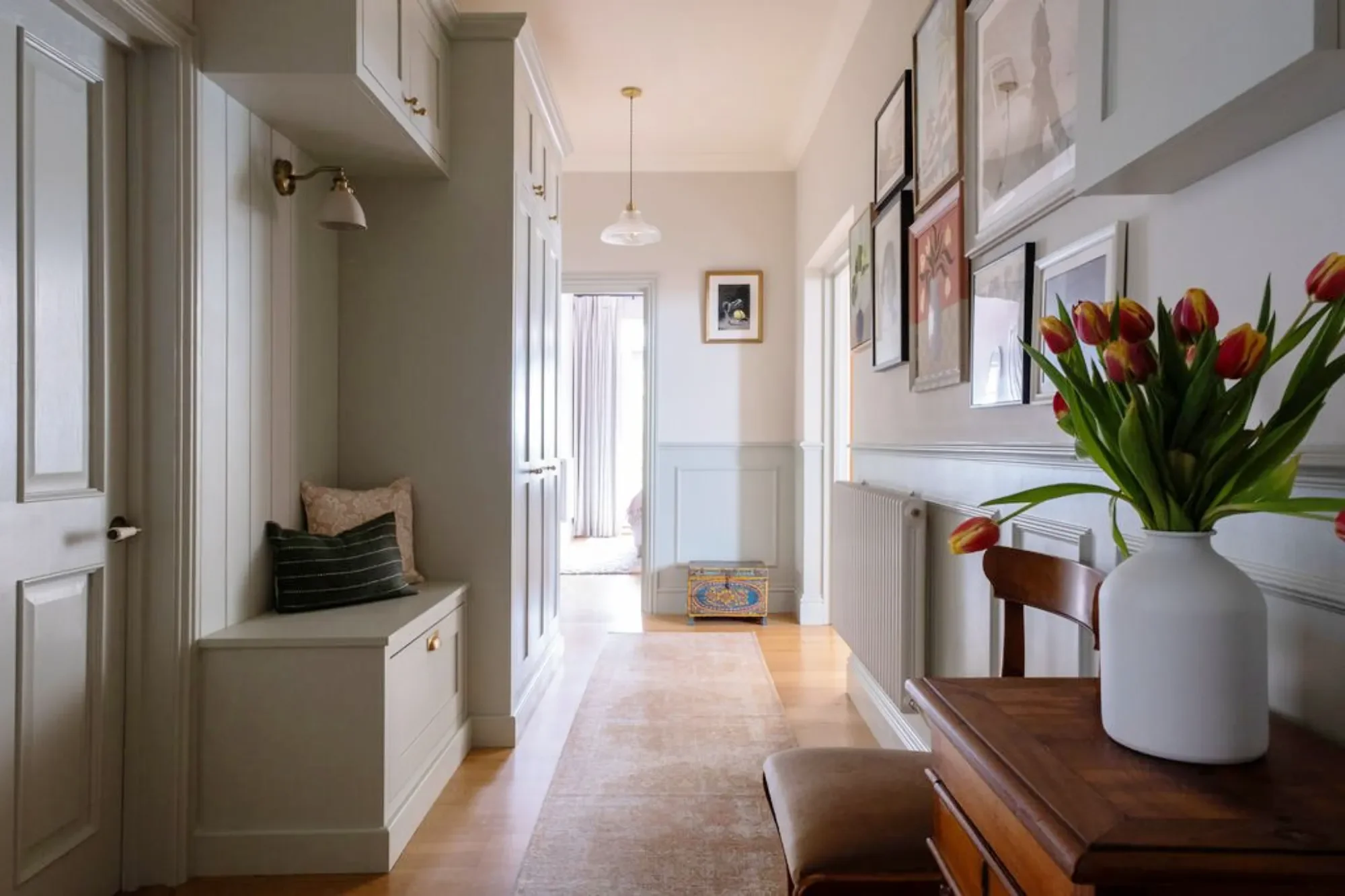 entryway with storage Kent Michelle Shakallis Interiors.webp