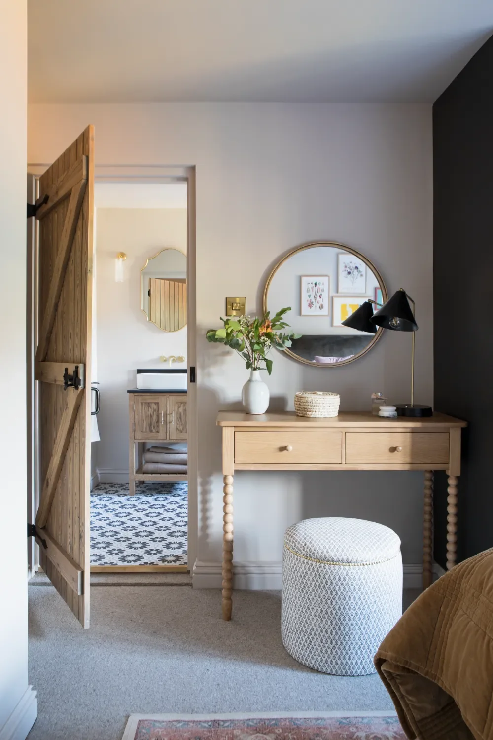 dressing table-and-en-suite-interior-design-kent-michelle-shakallis.webp