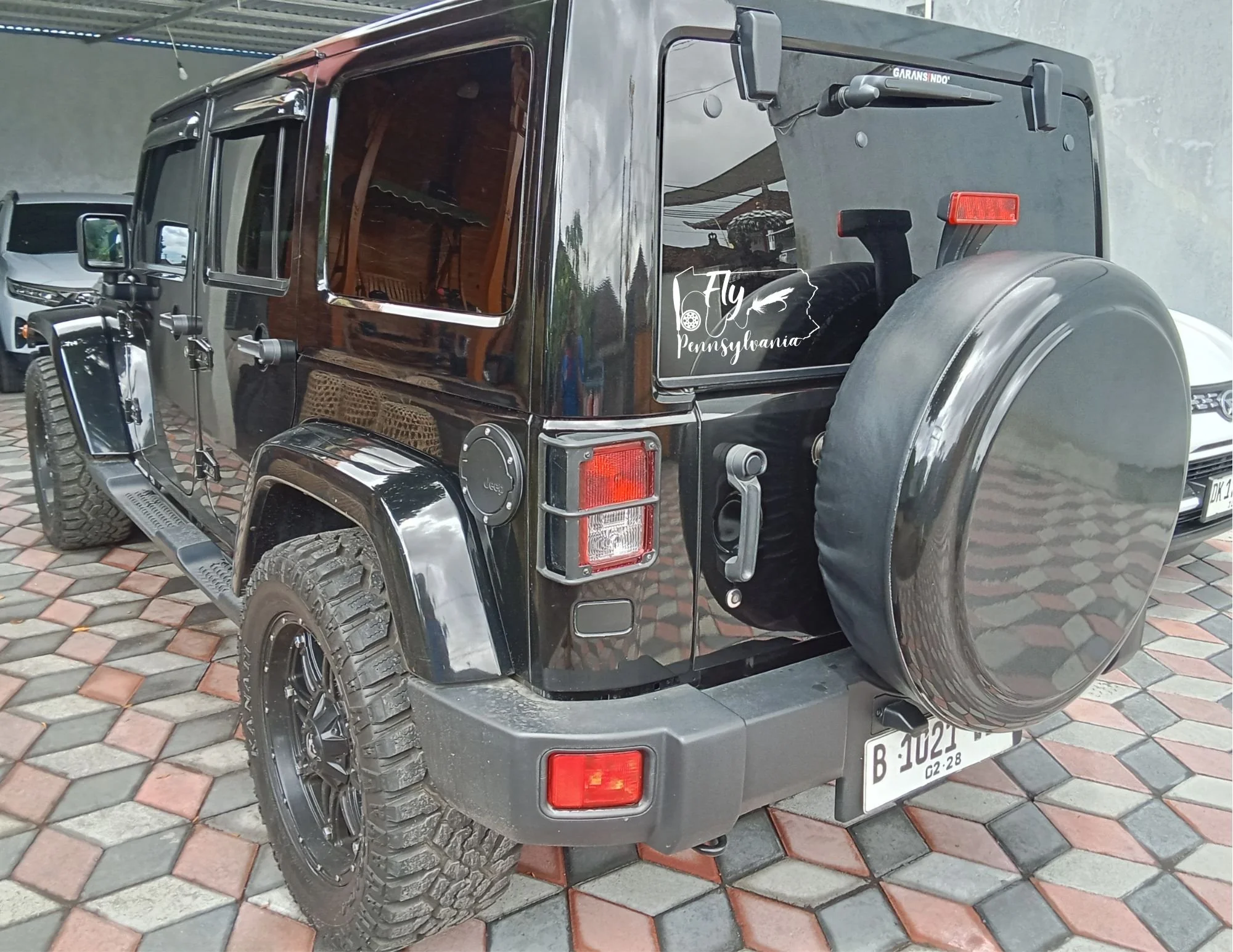 GiftsAndClothing-PennsylvaniaFlyFishingDecalJeep-by-HL-Wirtner_vinyl.jpeg