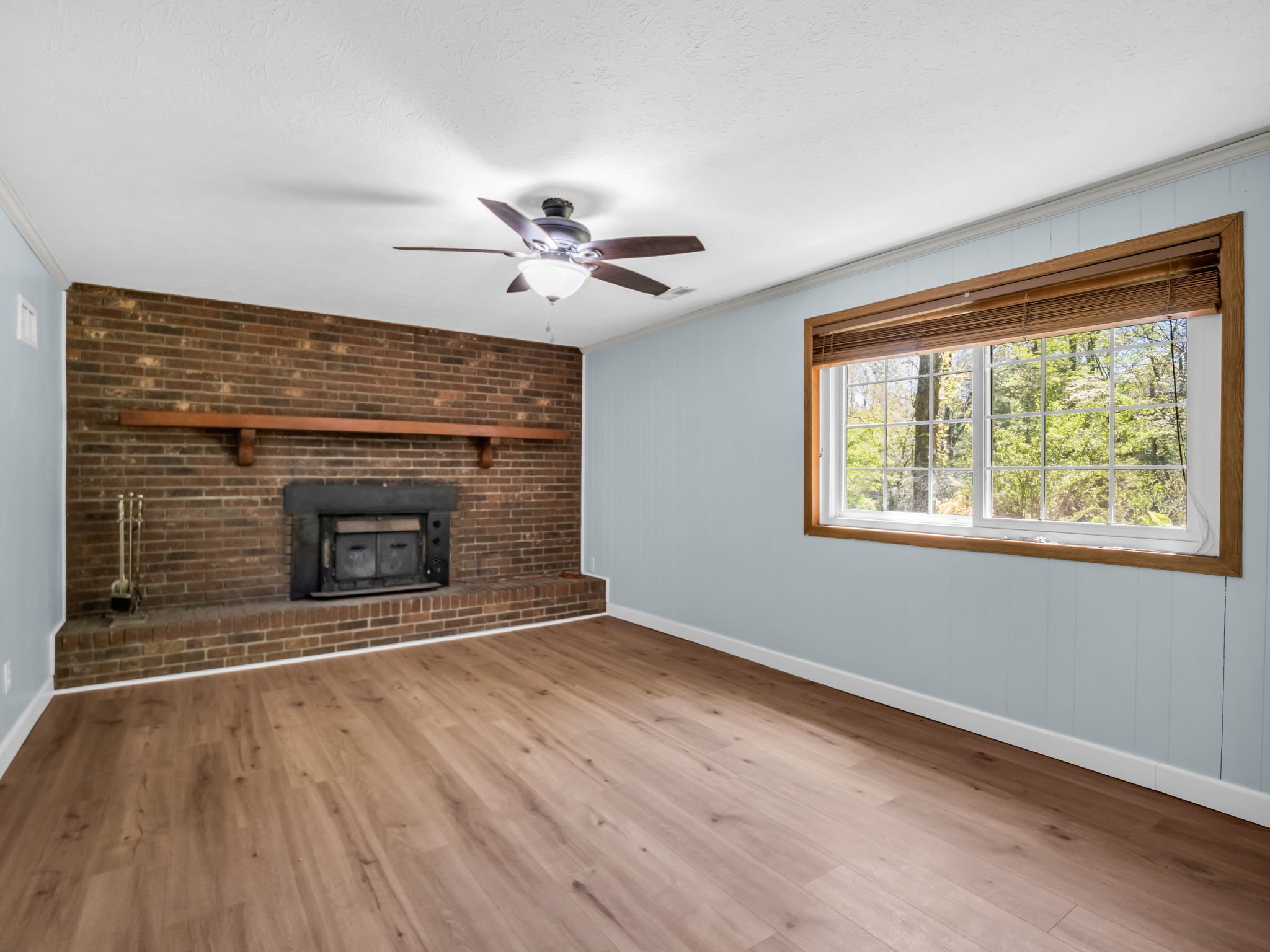 43-web-or-mls-678-firefly-ln.jpg