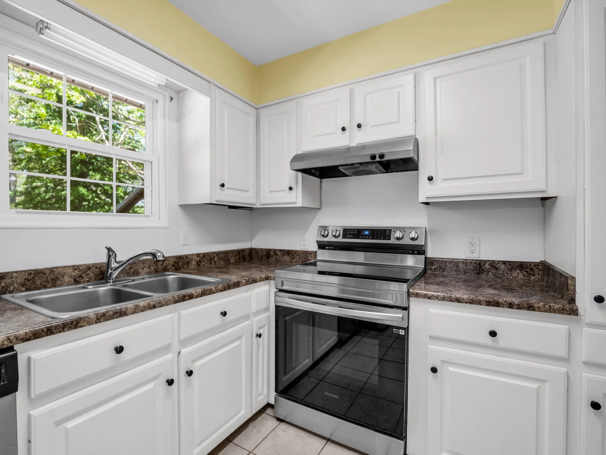 28-web-or-mls-678-firefly-ln.jpg