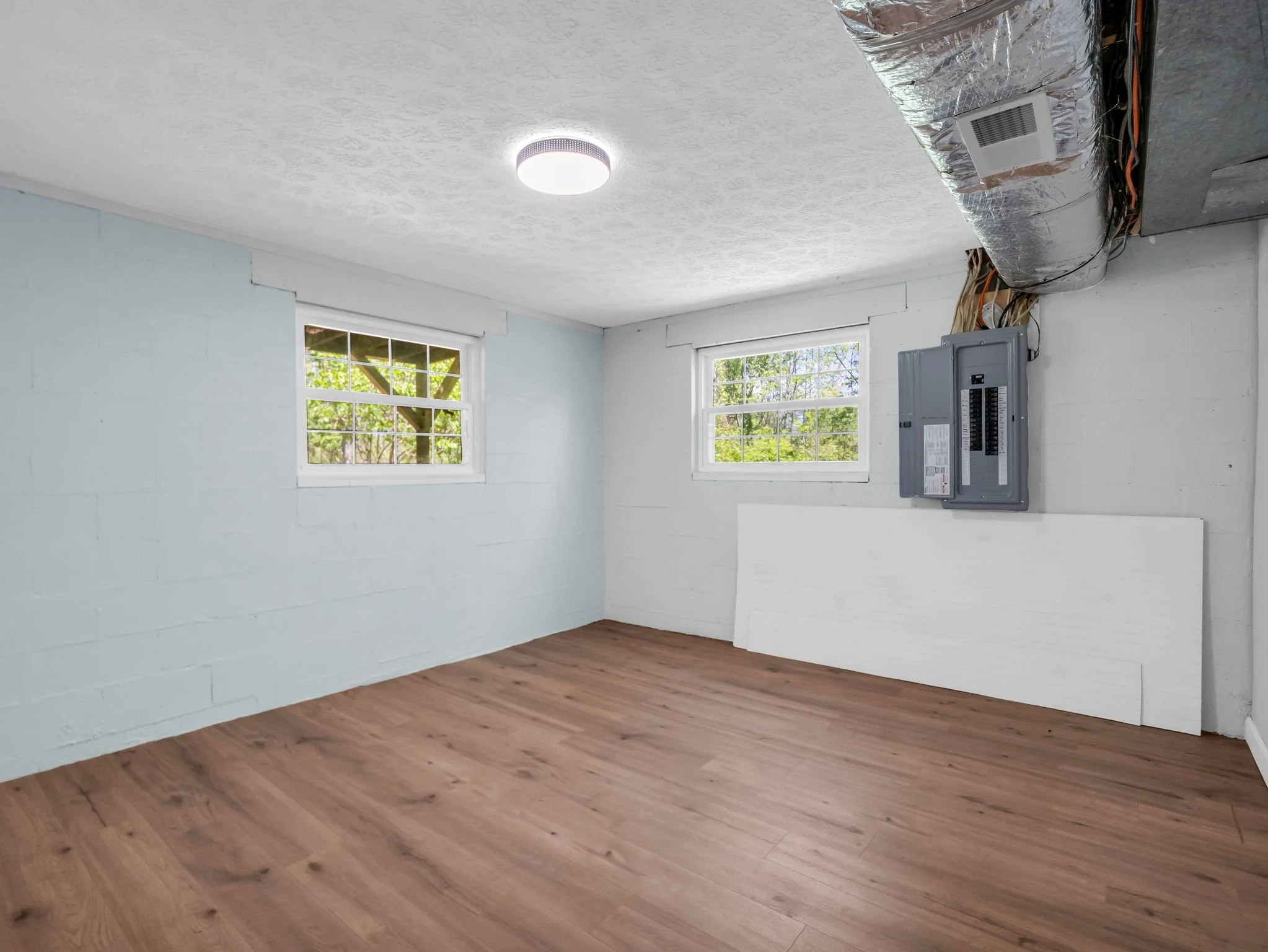 47-web-or-mls-678-firefly-ln.jpg