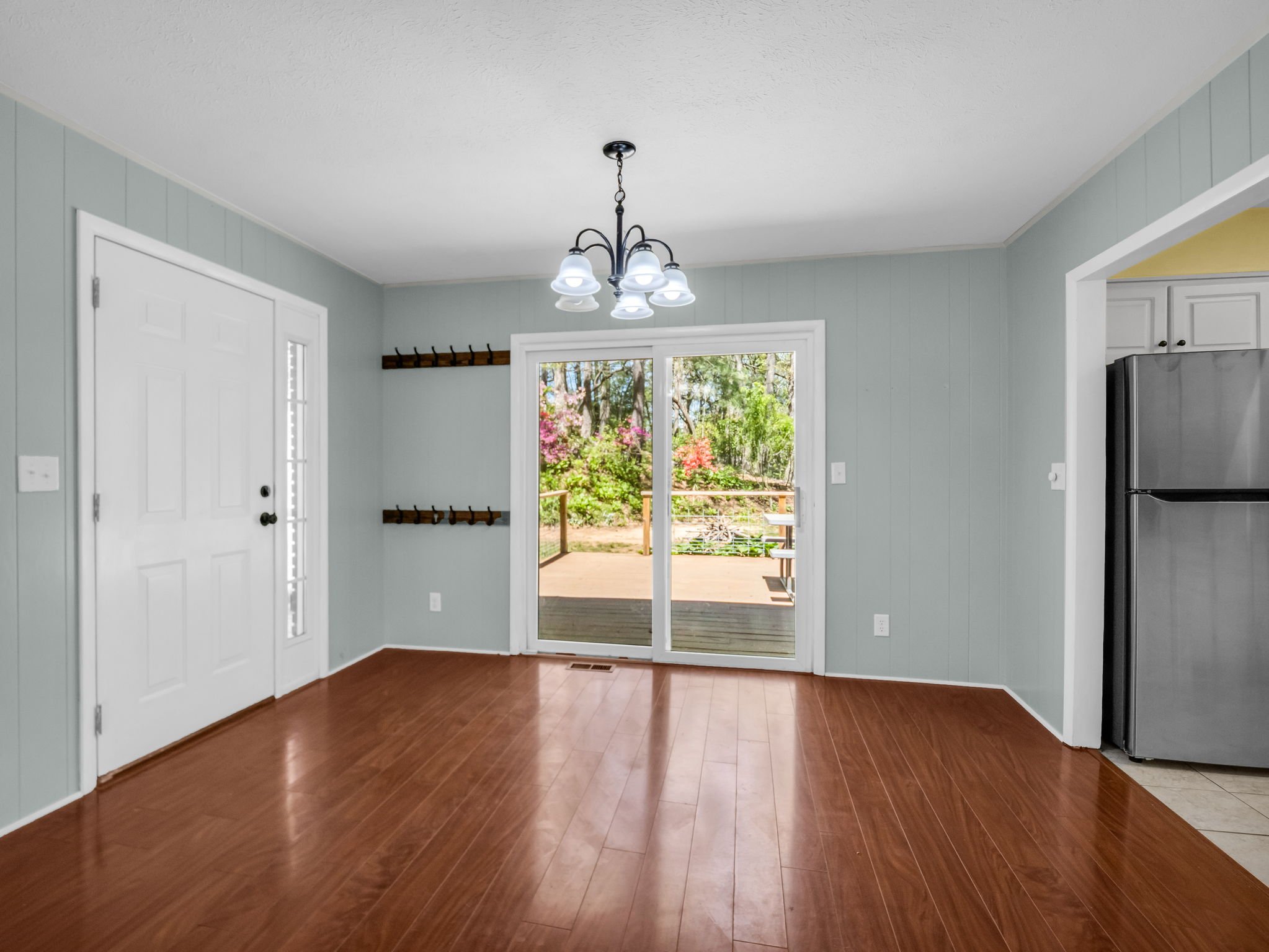24-web-or-mls-678-firefly-ln.jpg
