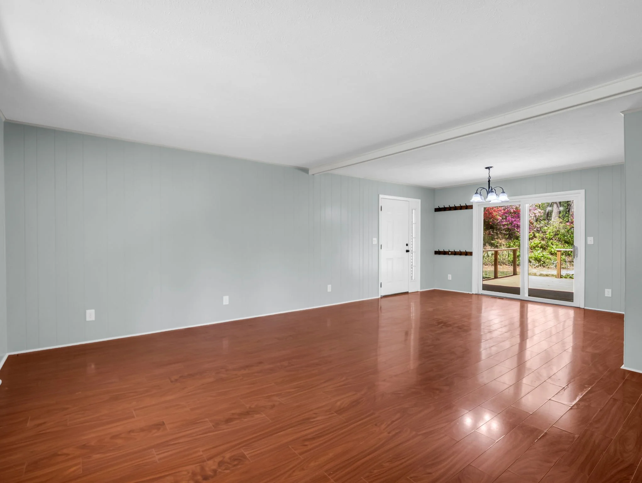 21-web-or-mls-678-firefly-ln.jpg